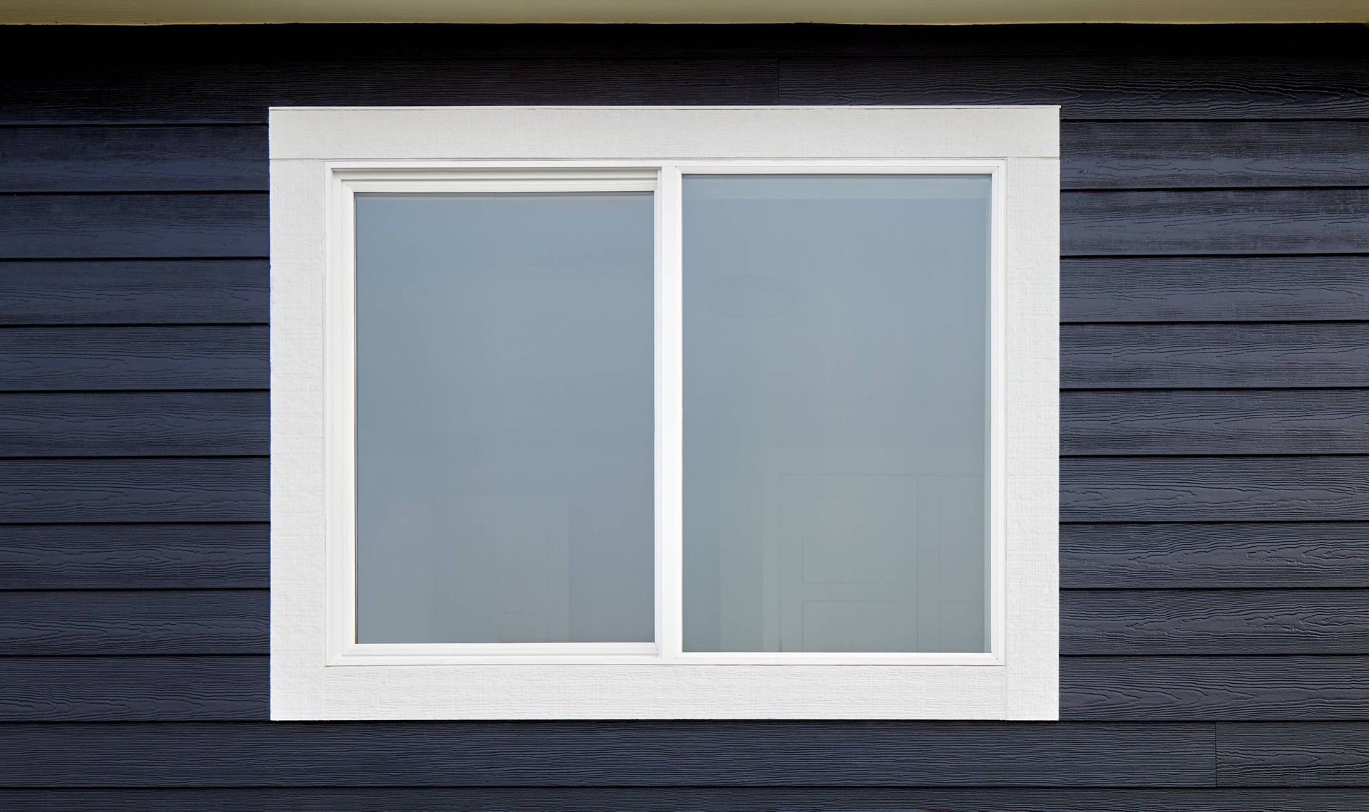 slide 4 of 6, Pella 150 Series 35-1/2-in x 23-1/2-in White Exterior White Interior Left-Handed Vinyl Sliding Window Annealed Glass (Half Screen Included), 1 ct