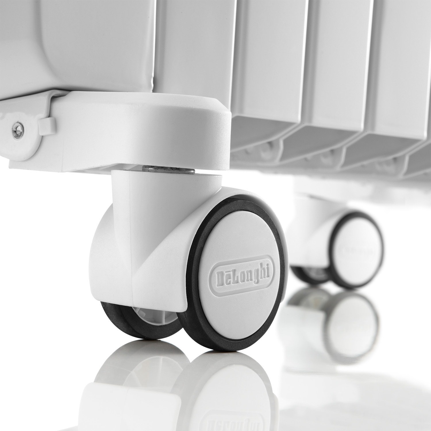 slide 3 of 6, DeLonghi 1500 -Watt Radiant Tower Indoor Electric Space Heater with Thermostat, 1 ct