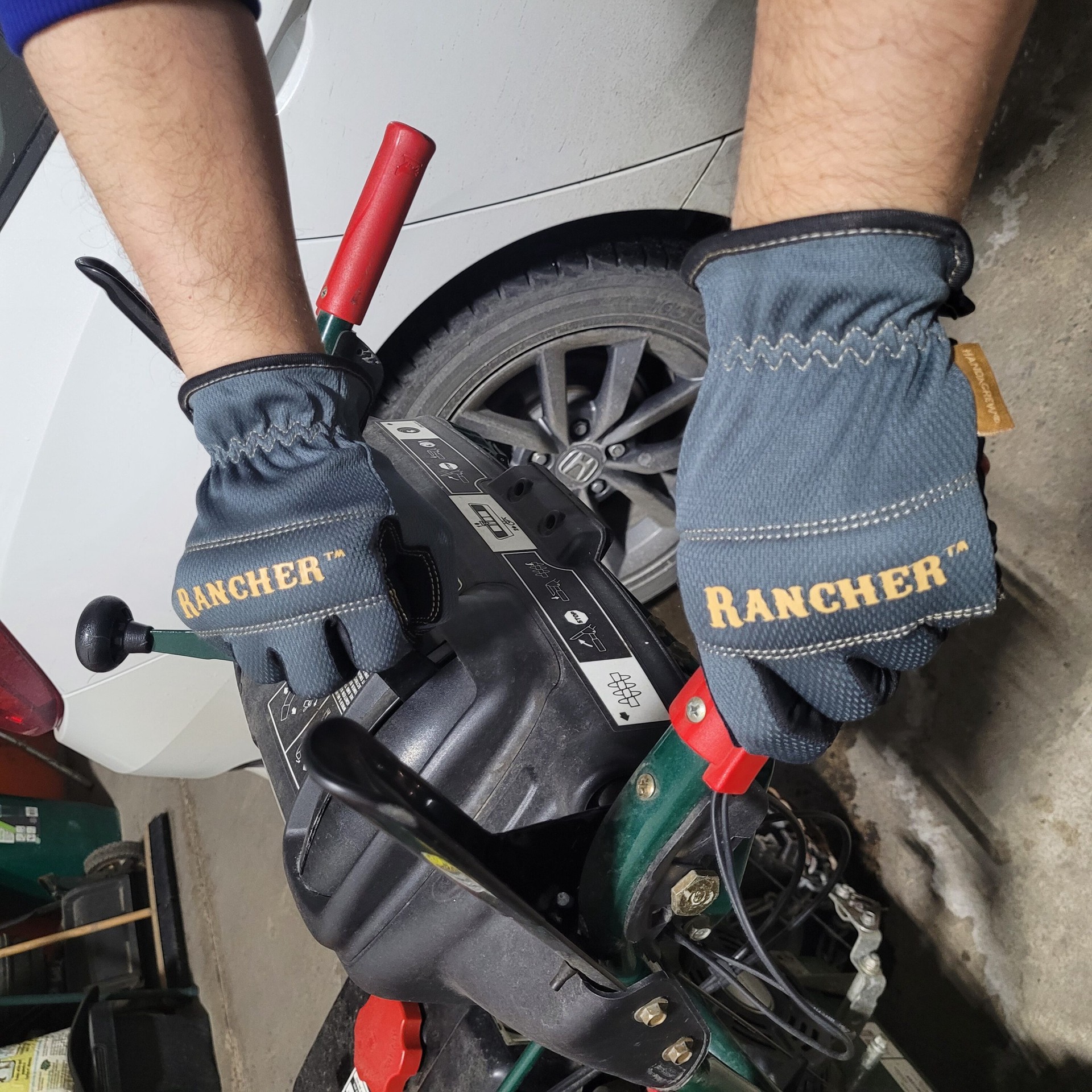 slide 5 of 5, HandCrew Large Synthetic leather 2 -Pairs, 1 ct