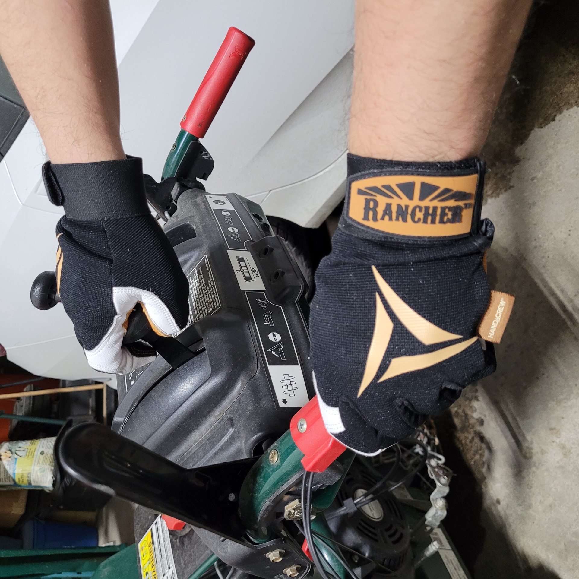 slide 4 of 5, HandCrew Medium Yellow Goatskin 1 -Pairs, 1 ct