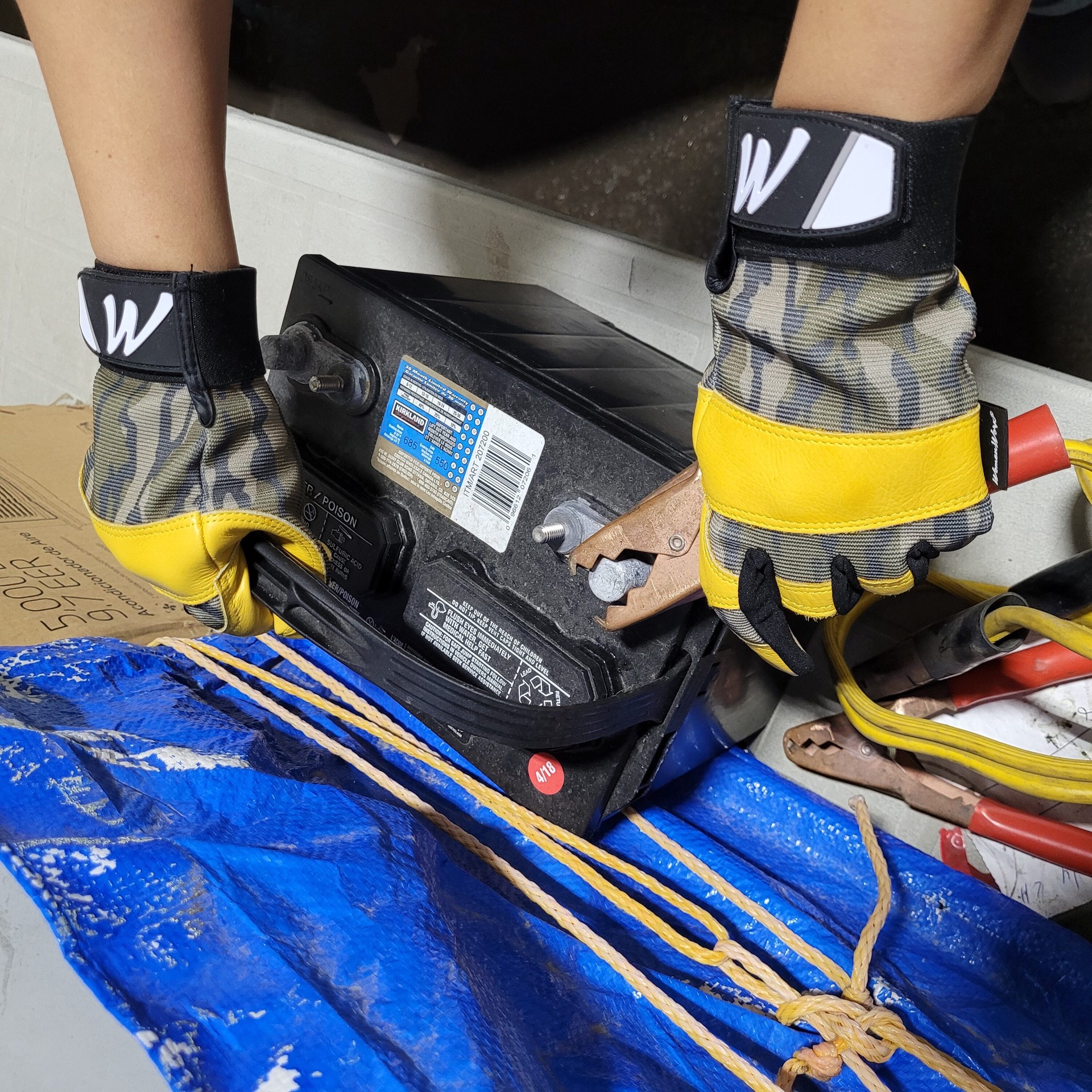 slide 3 of 5, WomenWorx Large Yellow Synthetic leather 1 -Pairs, 1 ct