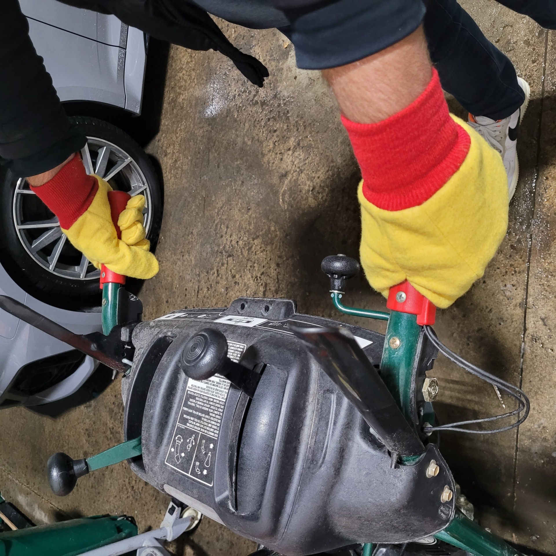 slide 5 of 5, HandCrew One size fits all Yellow Synthetic leather 6 -Pairs, 1 ct