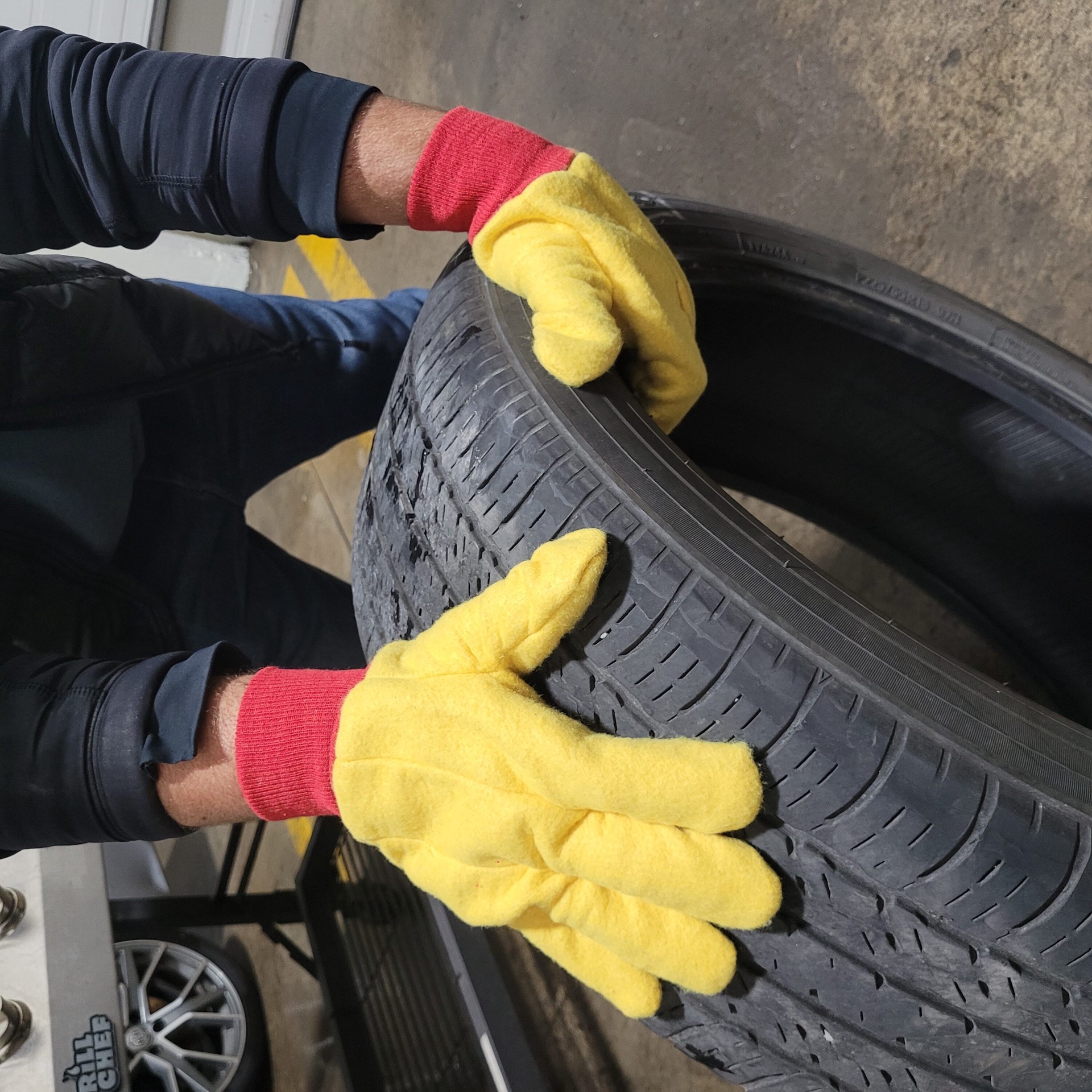 slide 3 of 5, HandCrew One size fits all Yellow Synthetic leather 6 -Pairs, 1 ct