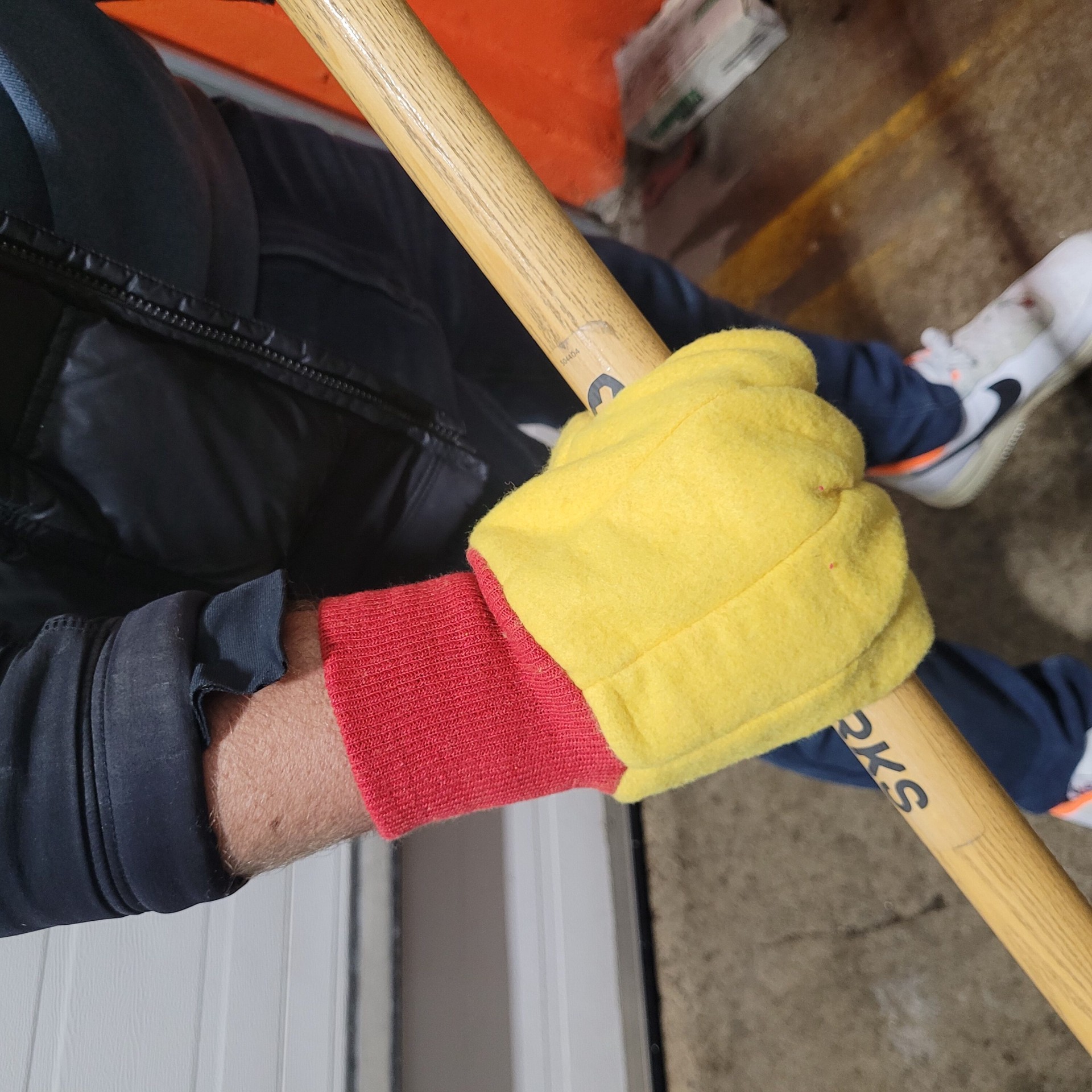 slide 4 of 5, HandCrew One size fits all Yellow Synthetic leather 6 -Pairs, 1 ct