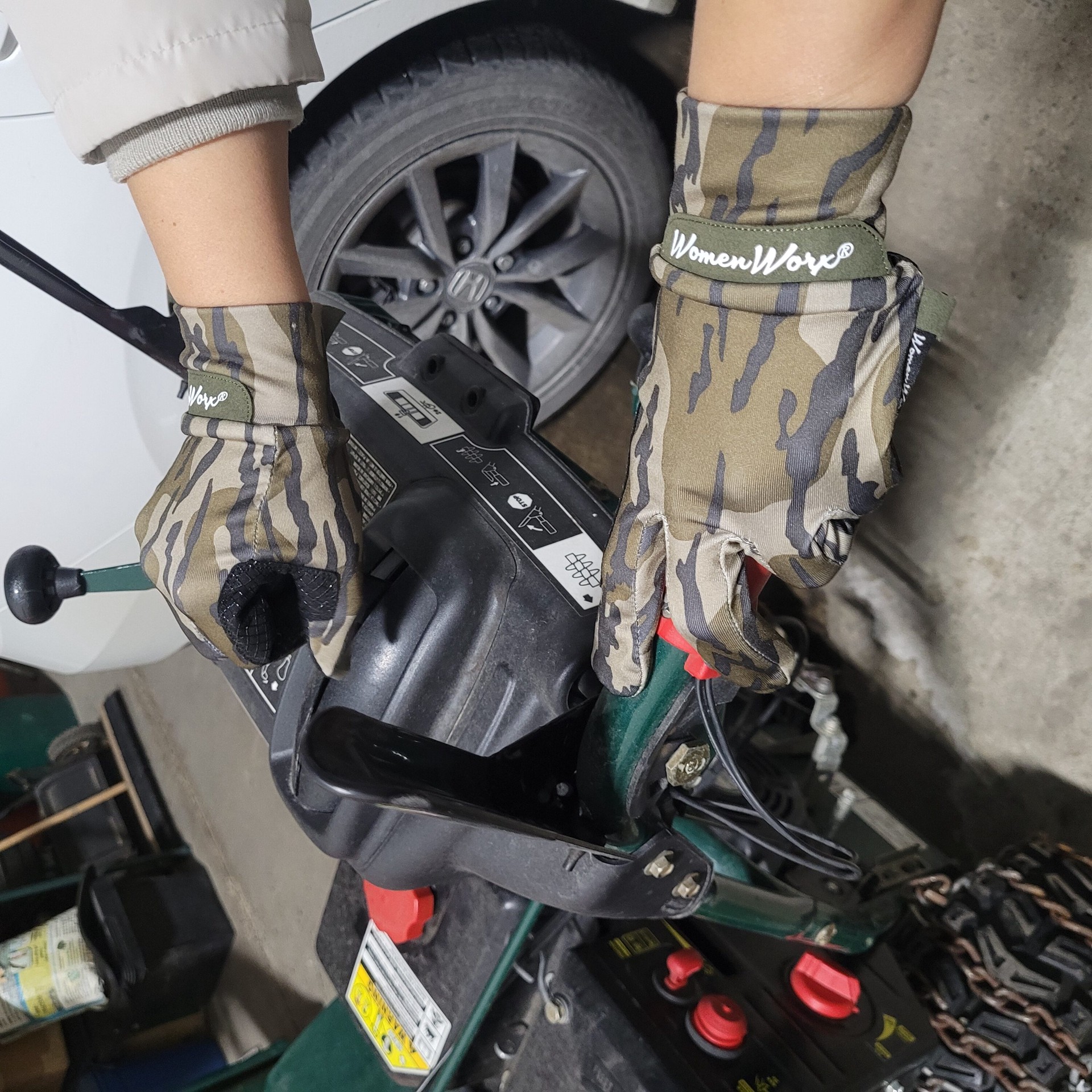 slide 2 of 5, WomenWorx Small Green Polyester 1 -Pairs, 1 ct