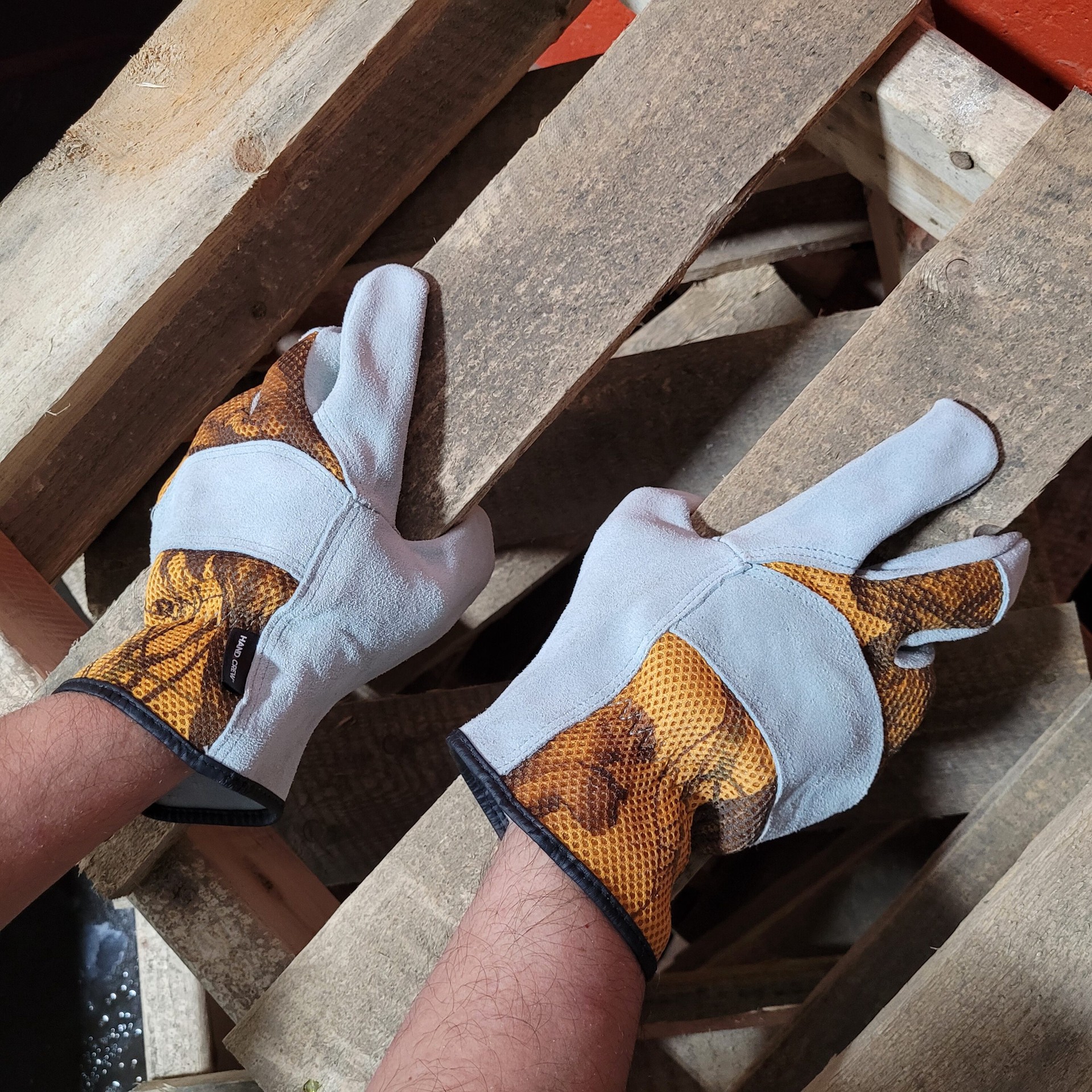 slide 2 of 5, HandCrew Medium White Synthetic leather 1 -Pairs, 1 ct