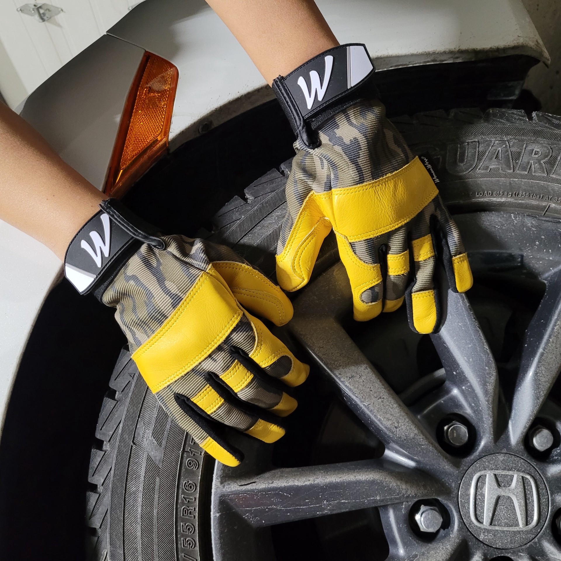 slide 3 of 5, WomenWorx Small Yellow Polyester 1 -Pairs, 1 ct