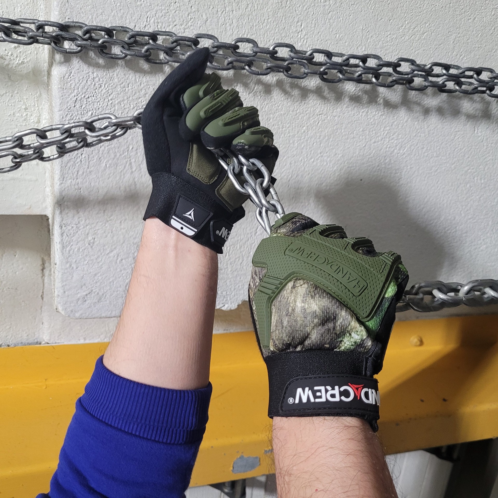 slide 3 of 5, HandCrew Medium Green Synthetic leather 1 -Pairs, 1 ct