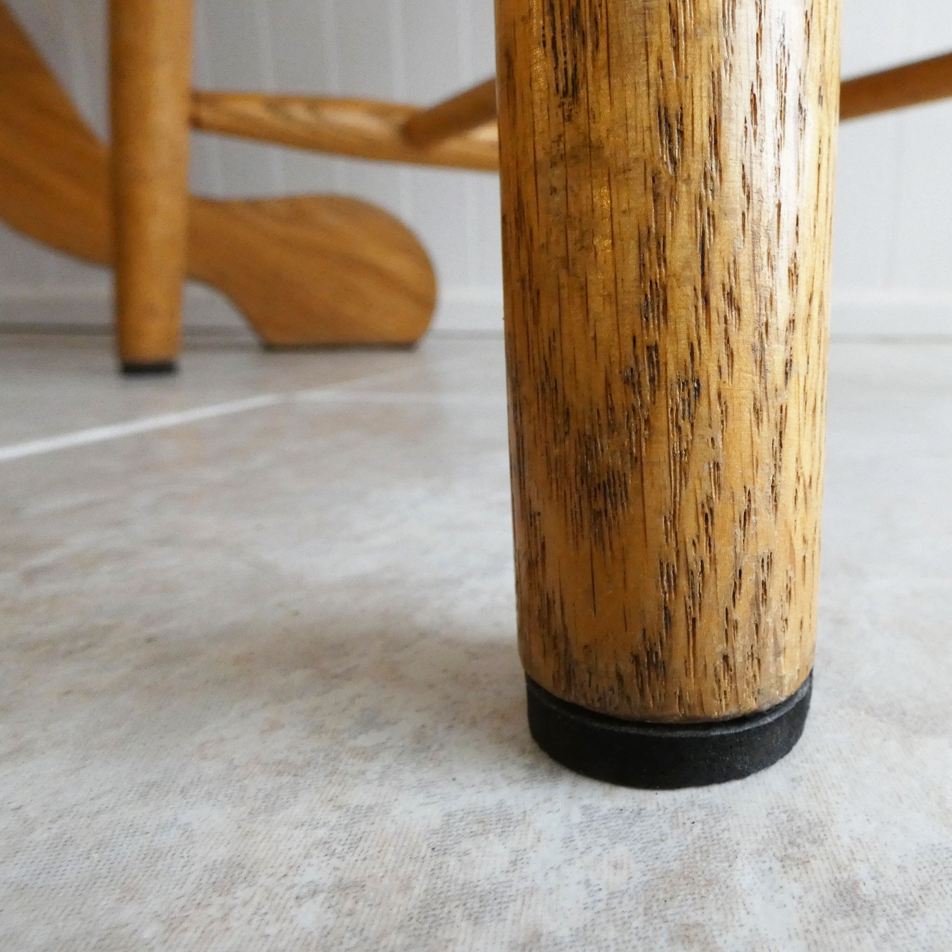 slide 4 of 6, RELIABILT Anti-Skid 36 -Pack 1 in. Black Rubber Gripper pads, 1 ct