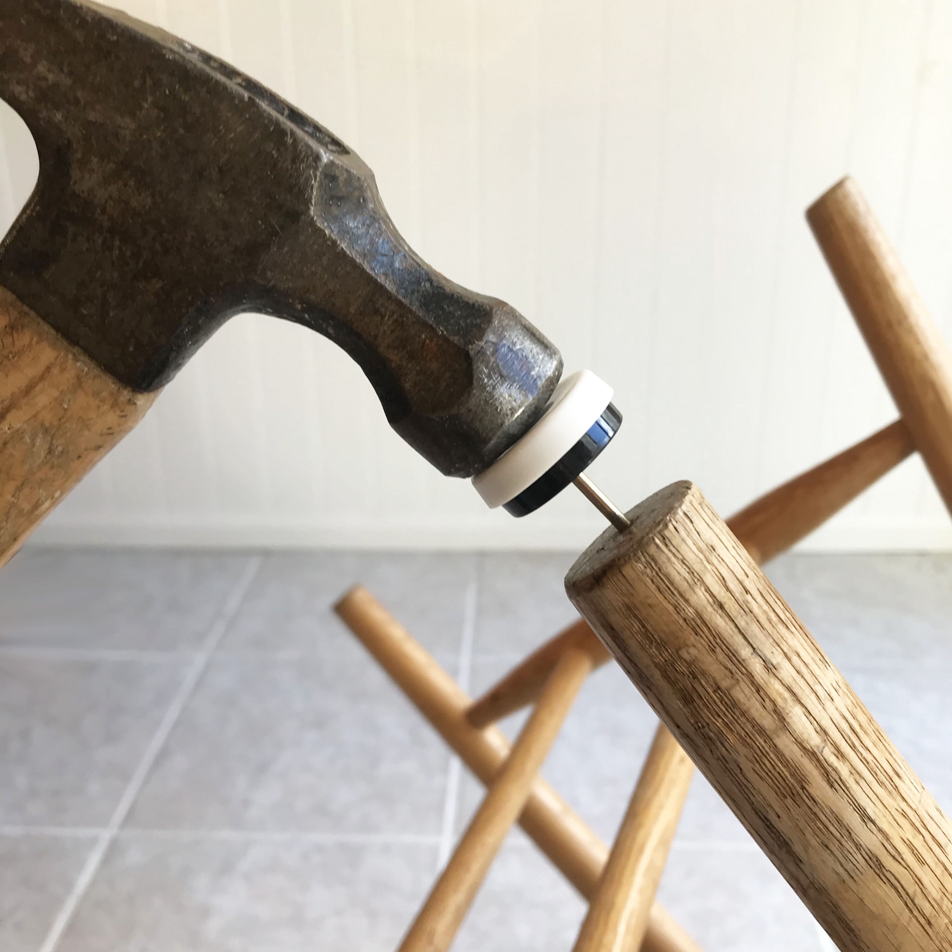 slide 6 of 6, RELIABILT 4 -Pack 1-1/8 in. White Hard Plastic Chair leg glides, 1 ct