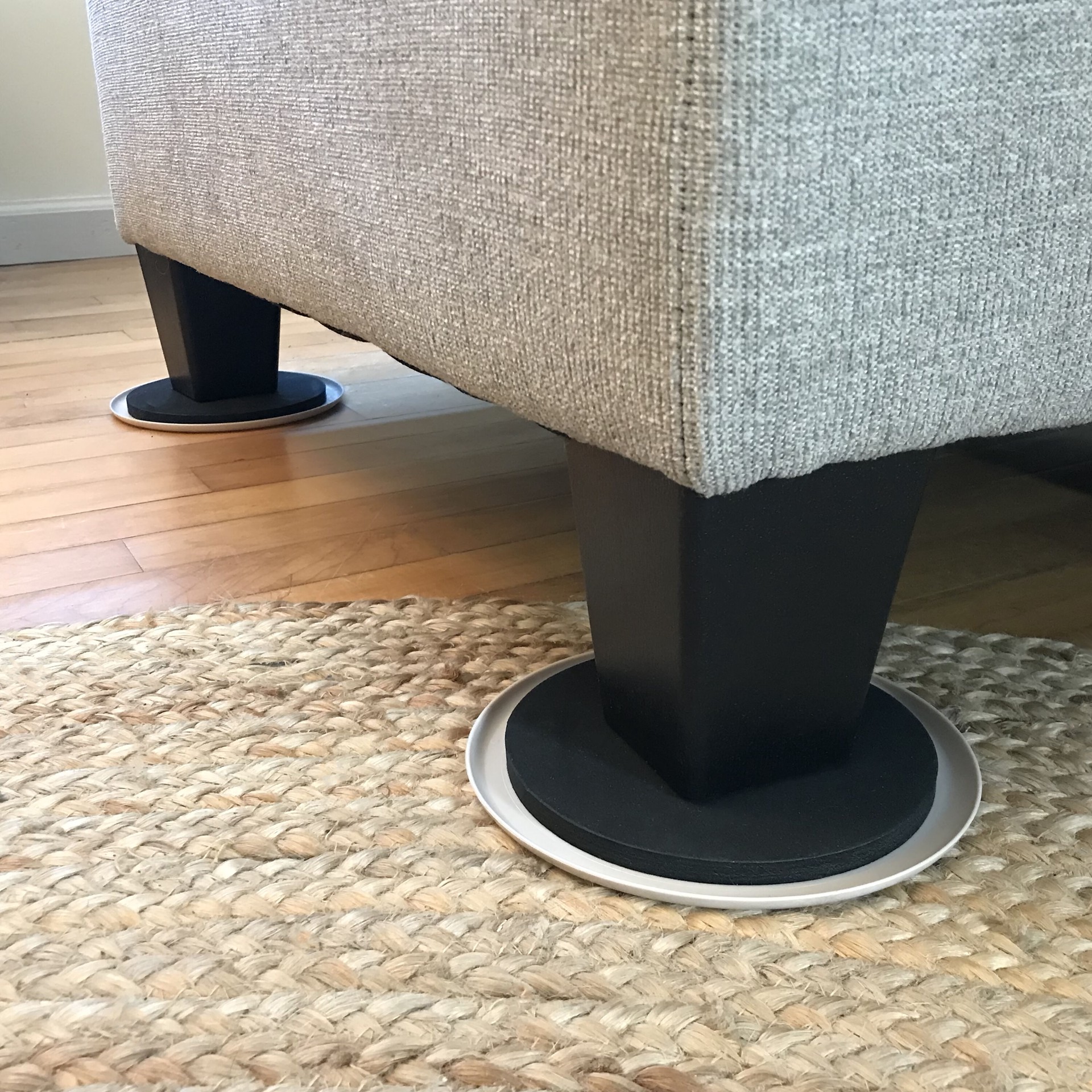 slide 6 of 6, RELIABILT 16 -Pack Assorted Round and rectangle Felt and plastic Carpet and hard surface Furniture Slider, 1 ct