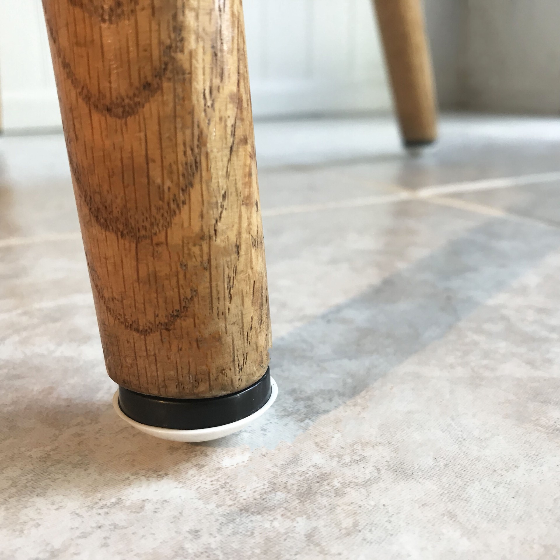 slide 5 of 6, RELIABILT 4 -Pack 7/8 in. White Hard Plastic Chair leg glides, 1 ct