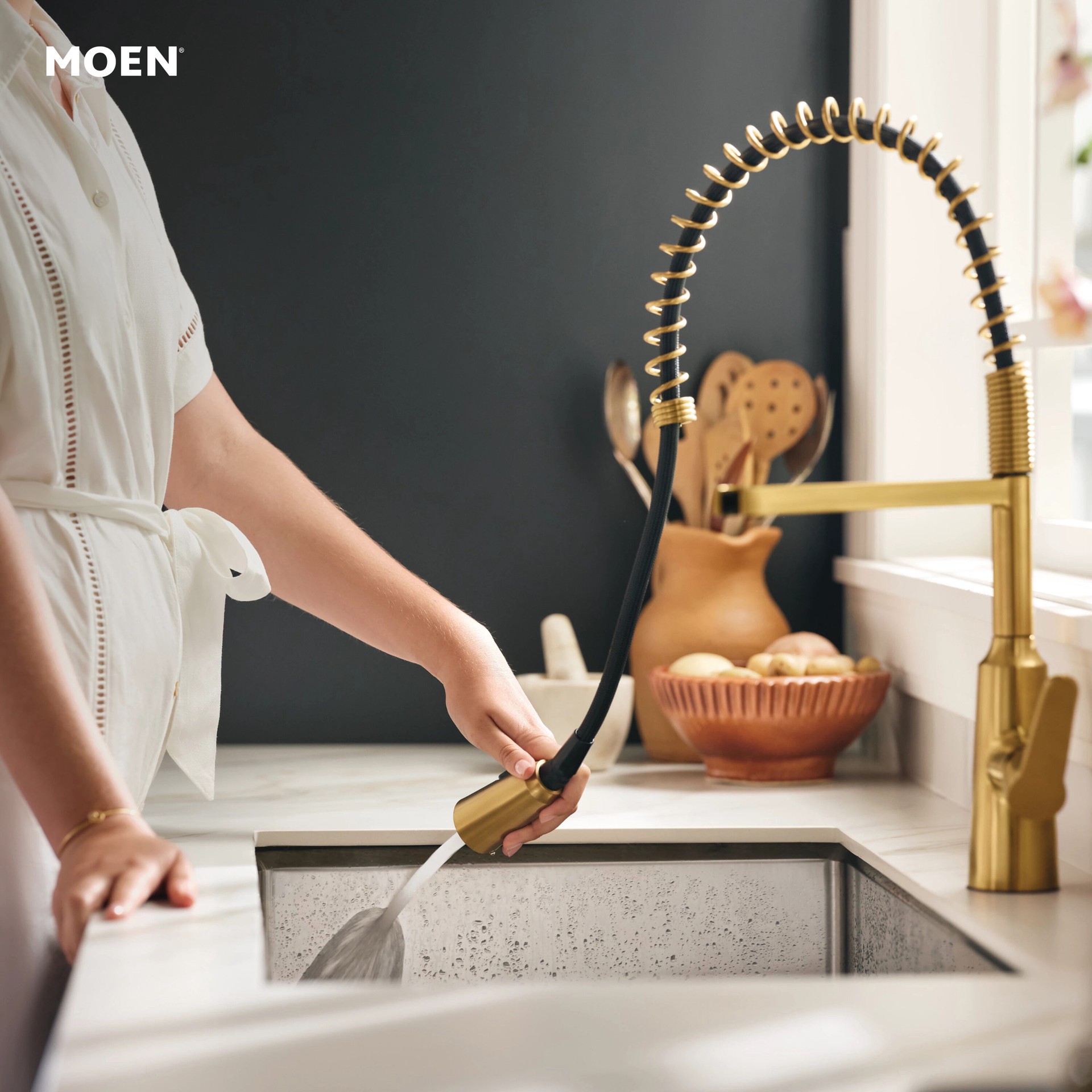 slide 4 of 6, Moen Edwyn Brushed Gold Single Handle Deck-mount Pull-down Kitchen Faucet with Sprayer (Includes Deck Plate) (Includes Soap Dispenser), 1 ct