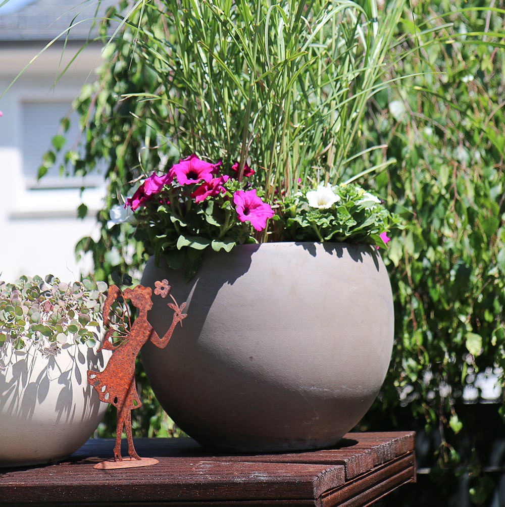 slide 5 of 6, Round 7.5-in W x 10.25-in L Brown Terracotta Indoor/Outdoor Planter, 1 ct