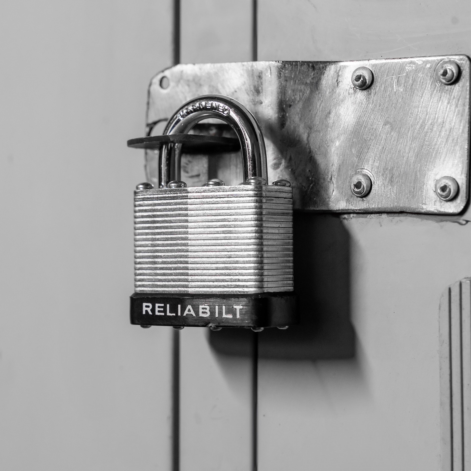 slide 4 of 6, RELIABILT Keyed Padlock, 1-9/16-in Wide x 3/4-in Shackle Keyed Alike (2-Pack), 1 ct