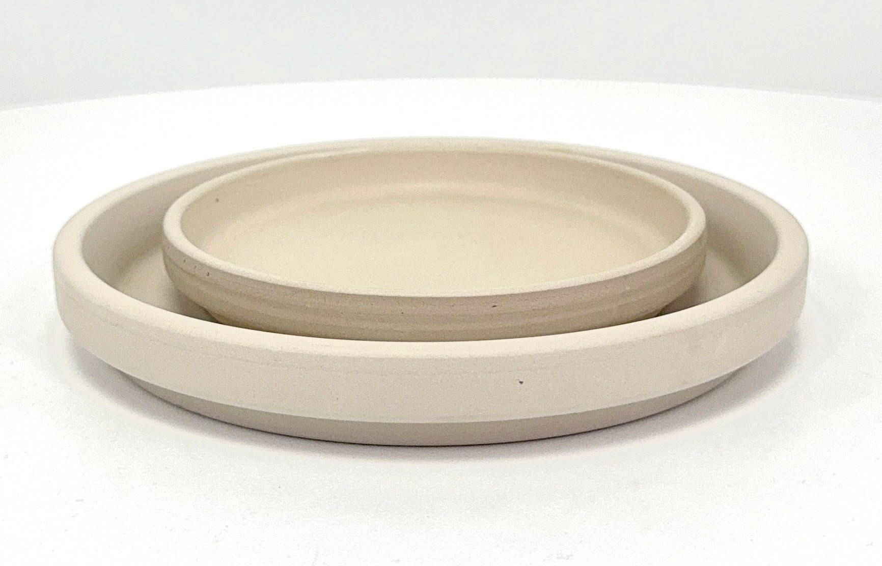 slide 4 of 4, Round 5.5-in W x 5.5-in L White Terracotta Indoor/Outdoor Planter, 1 ct