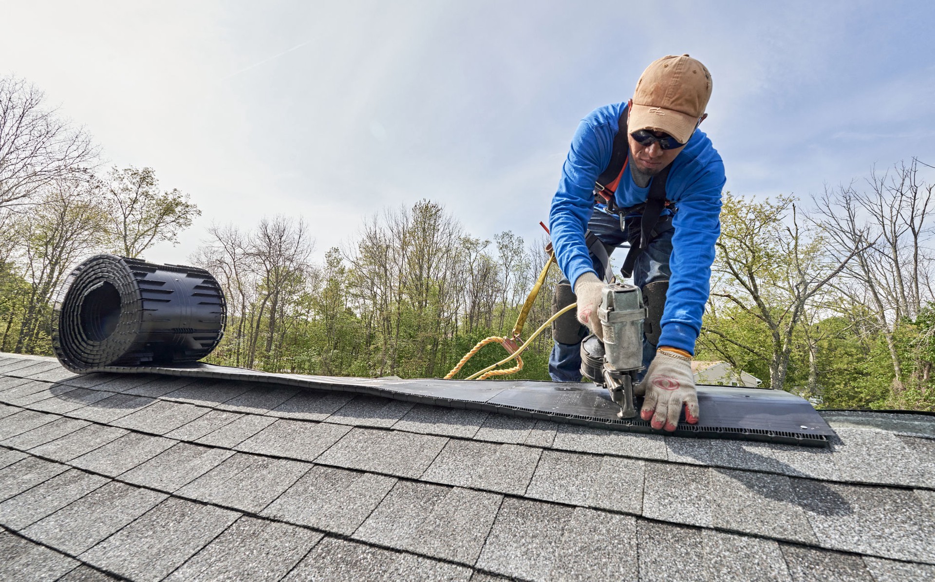 slide 5 of 6, GAF Cobra RidgeRunner Filtered 11.5-in x 360-in Black Plastic Roll Roof Ridge Vent, 1 ct