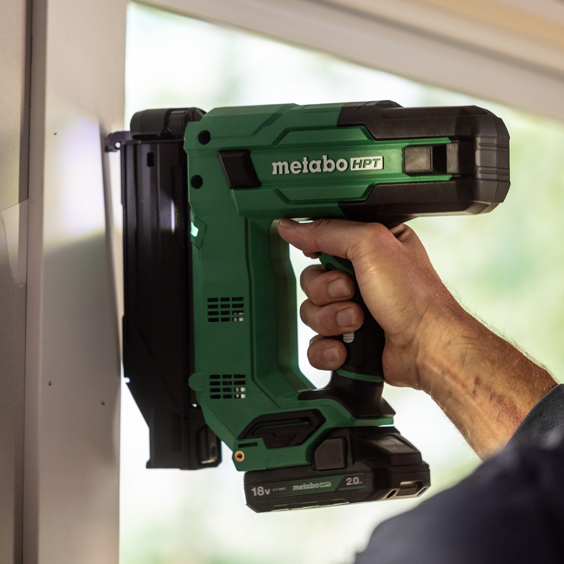 slide 6 of 6, Metabo HPT 18-volt 2-Tool Brushless Power Tool Combo Kit with Soft Case (2-Batteries Included and Charger Included), 1 ct