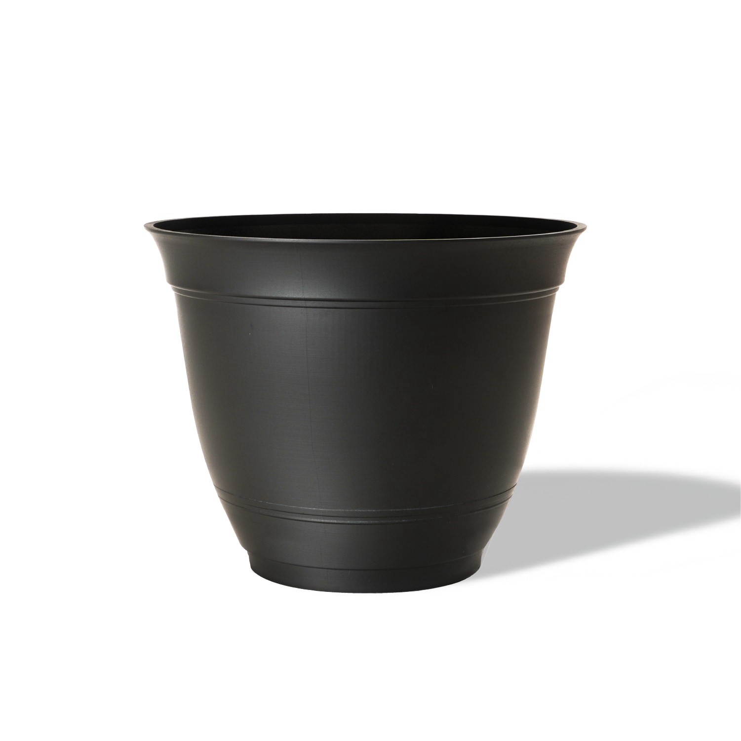 slide 1 of 4, Style Selections Round 11-in W x 9.49-in H Black Recycled Plastic Indoor/Outdoor Planter, 1 ct