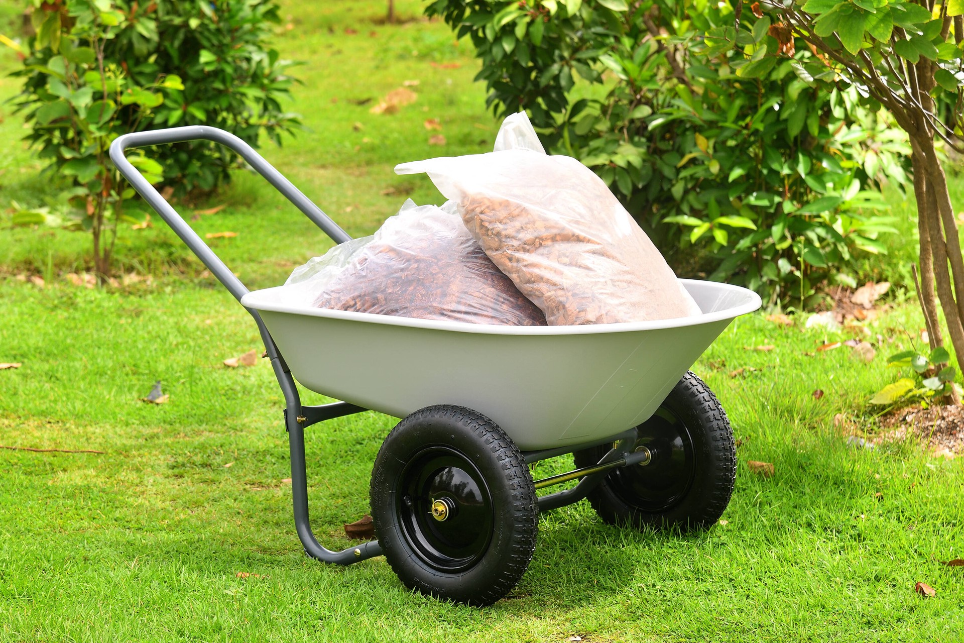 slide 6 of 6, Project Source 5-cu ft 2 Wheel Poly Push Wheelbarrow, 1 ct