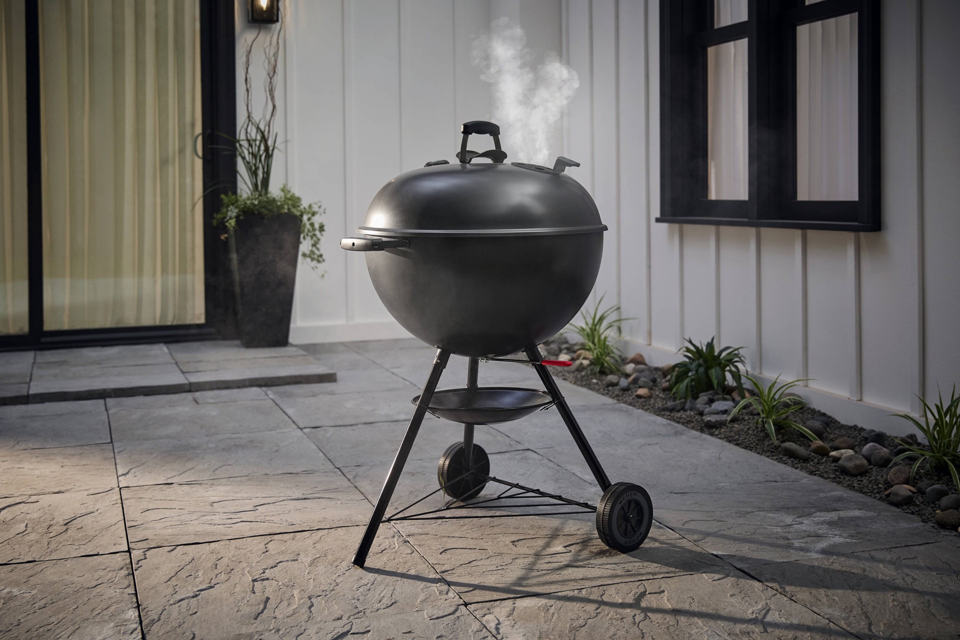 slide 5 of 6, Weber Original Kettle Stealth 22-in W Matte Black Kettle Charcoal Grill, 1 ct