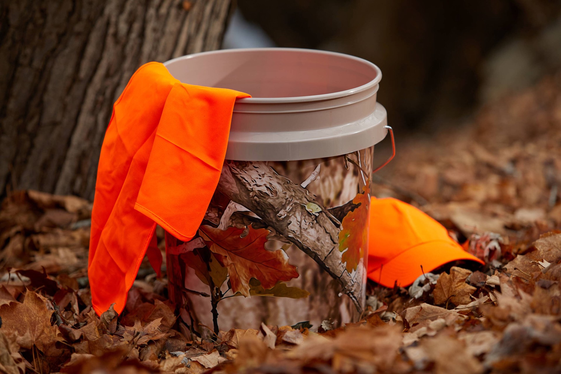 slide 6 of 6, United Solutions 5-gallon Plastic General bucket, 1 ct