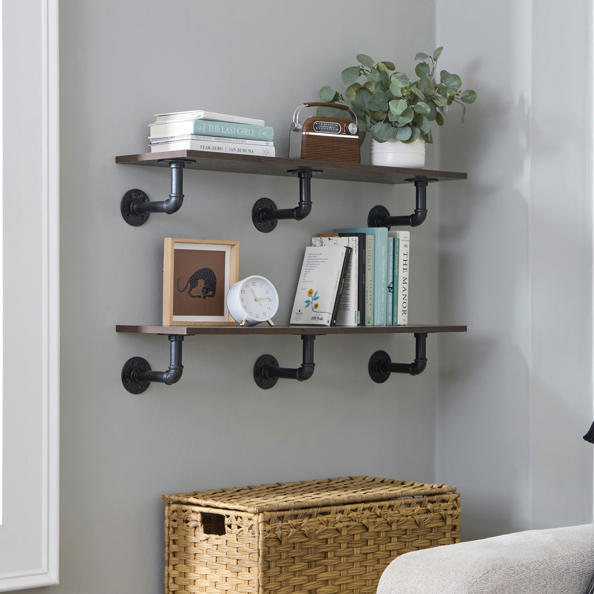 slide 3 of 6, Style Selections 7.56-in L x 3.35-in W x 5.75-in D Black Shelf bracket, 1 ct