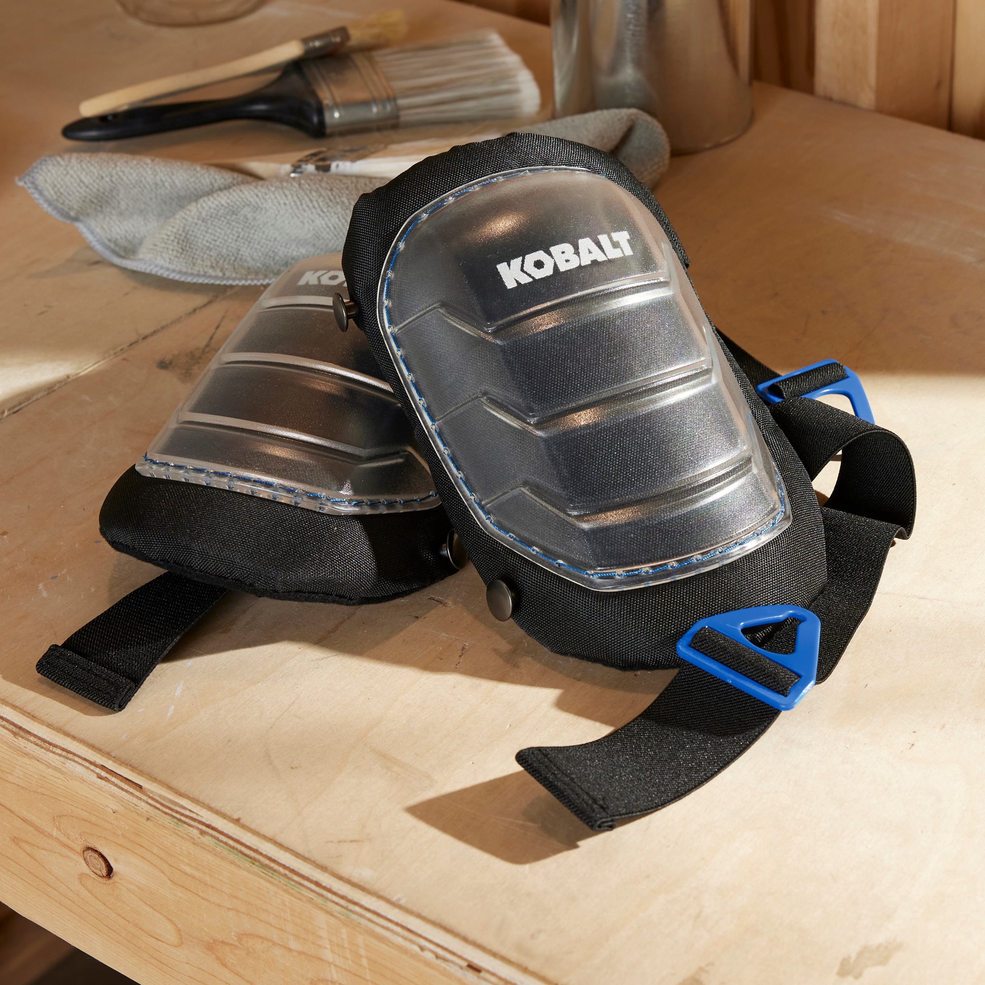 slide 5 of 6, Kobalt Hard shell Knee Pads, 1 ct