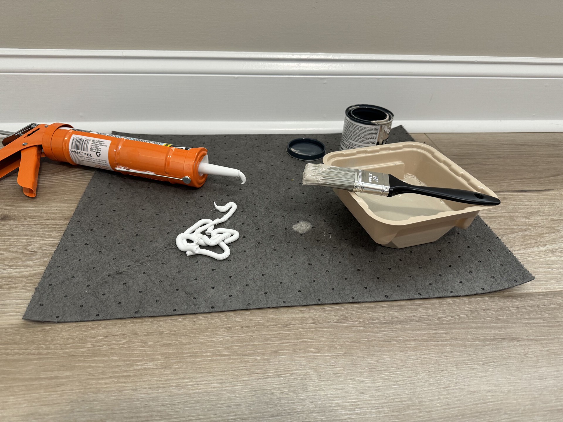 slide 2 of 4, 10-Pack 0.83-lb Spill Absorbent Pad, 1 ct