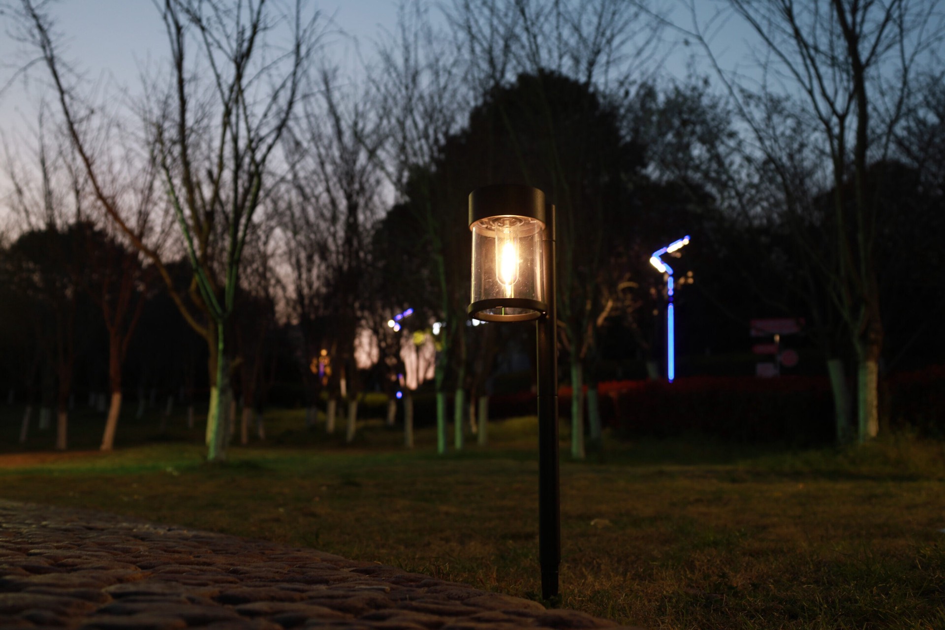 slide 5 of 6, Harbor Breeze 10LM solar path light 10 -Lumens 0.01 -Watt black Solar LED Outdoor Path Light ( 3000-K ), 1 ct