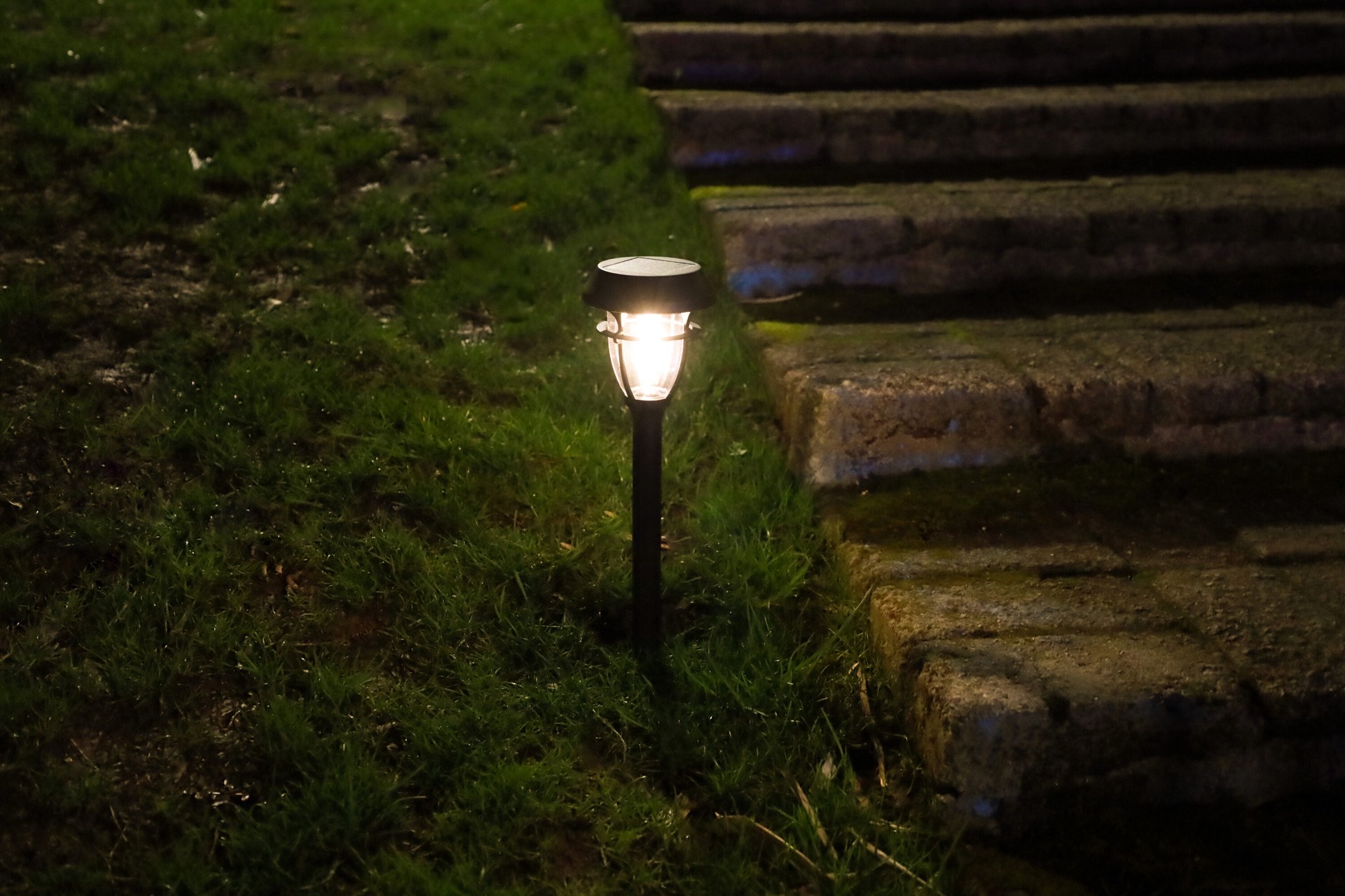 slide 5 of 6, Harbor Breeze 10 -Pack 10ct solar filament light 5 -Lumens 0.01 -Watt Black Solar LED Outdoor Path Light Kit ( 3000-K ), 1 ct