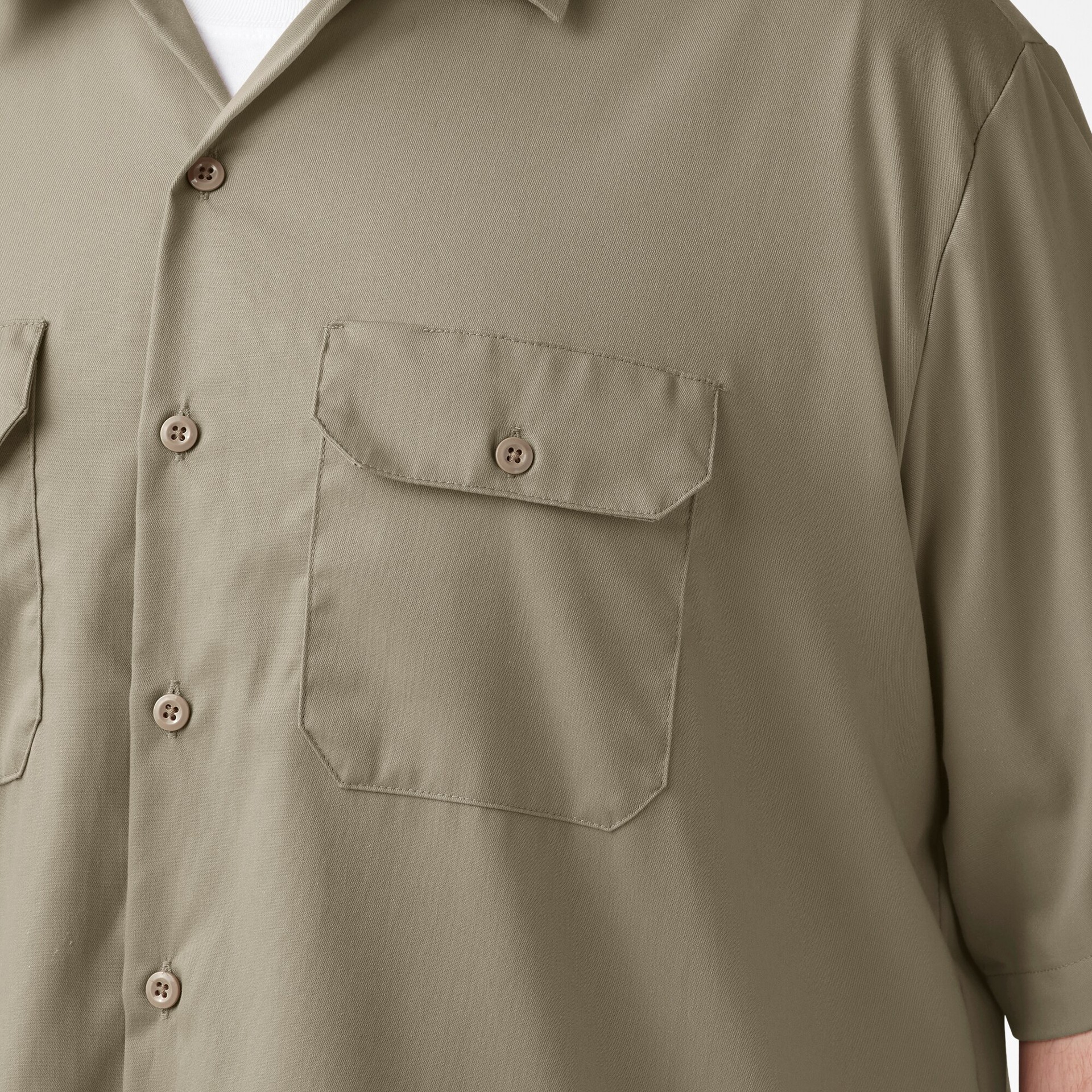 slide 4 of 4, Dickies Men's Brown Heavy weight Jersey Short sleeve Solid Button-down shirt ( Medium ), 1 ct