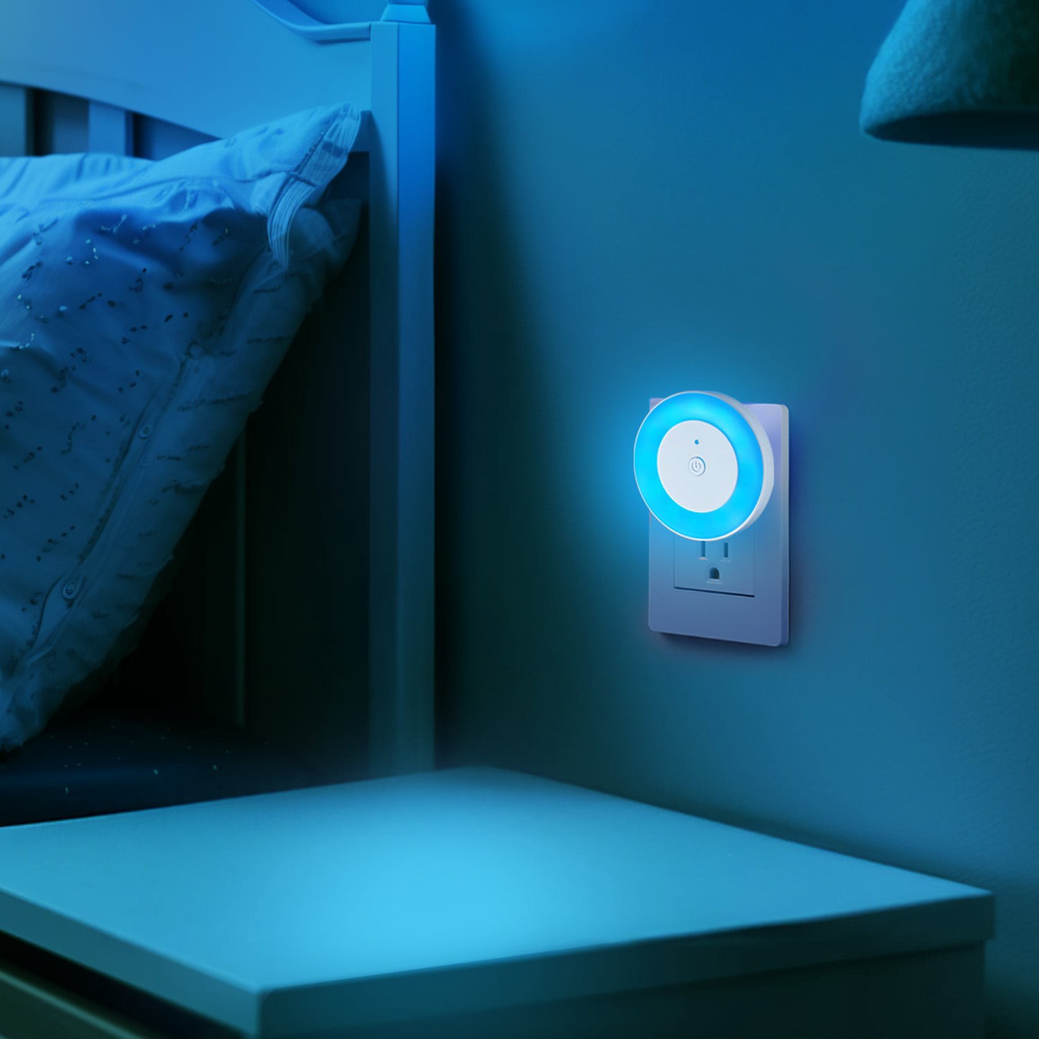 slide 6 of 6, Utilitech White LED Auto On/Off Night Light, 1 ct