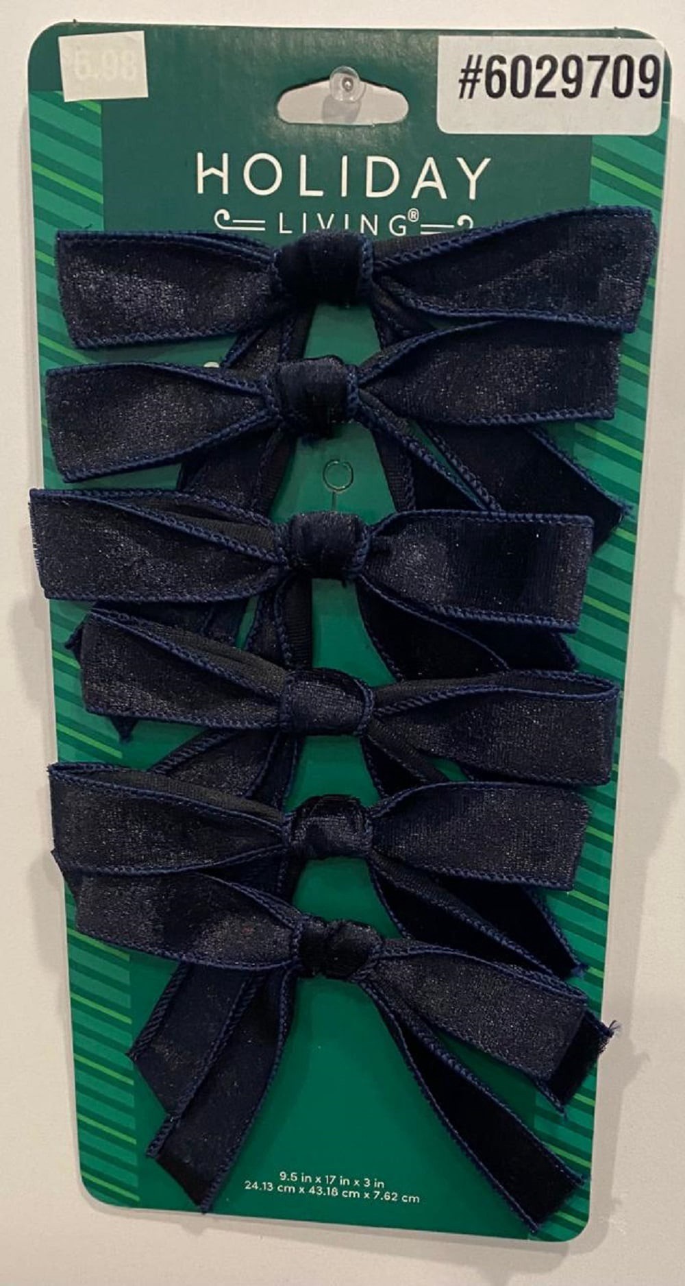 slide 3 of 5, Holiday Living 6 -Pack 4 L x 4-in W Solid Velvet Bow, 1 ct