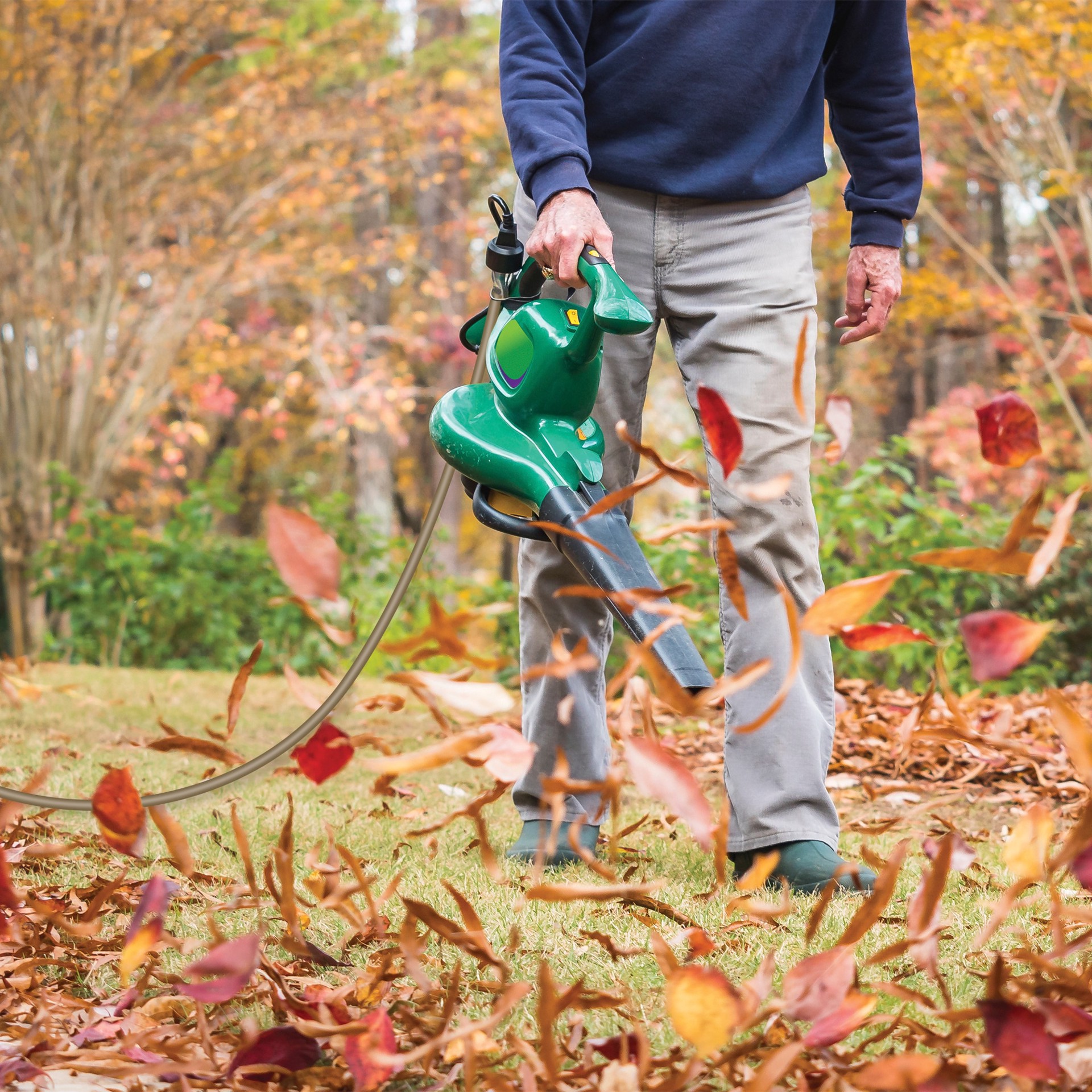slide 5 of 5, Utilitech 75-ft 16 / 3 Light Duty 3 Prong Brown Indoor/Outdoor Extension Power Cord, 1 ct