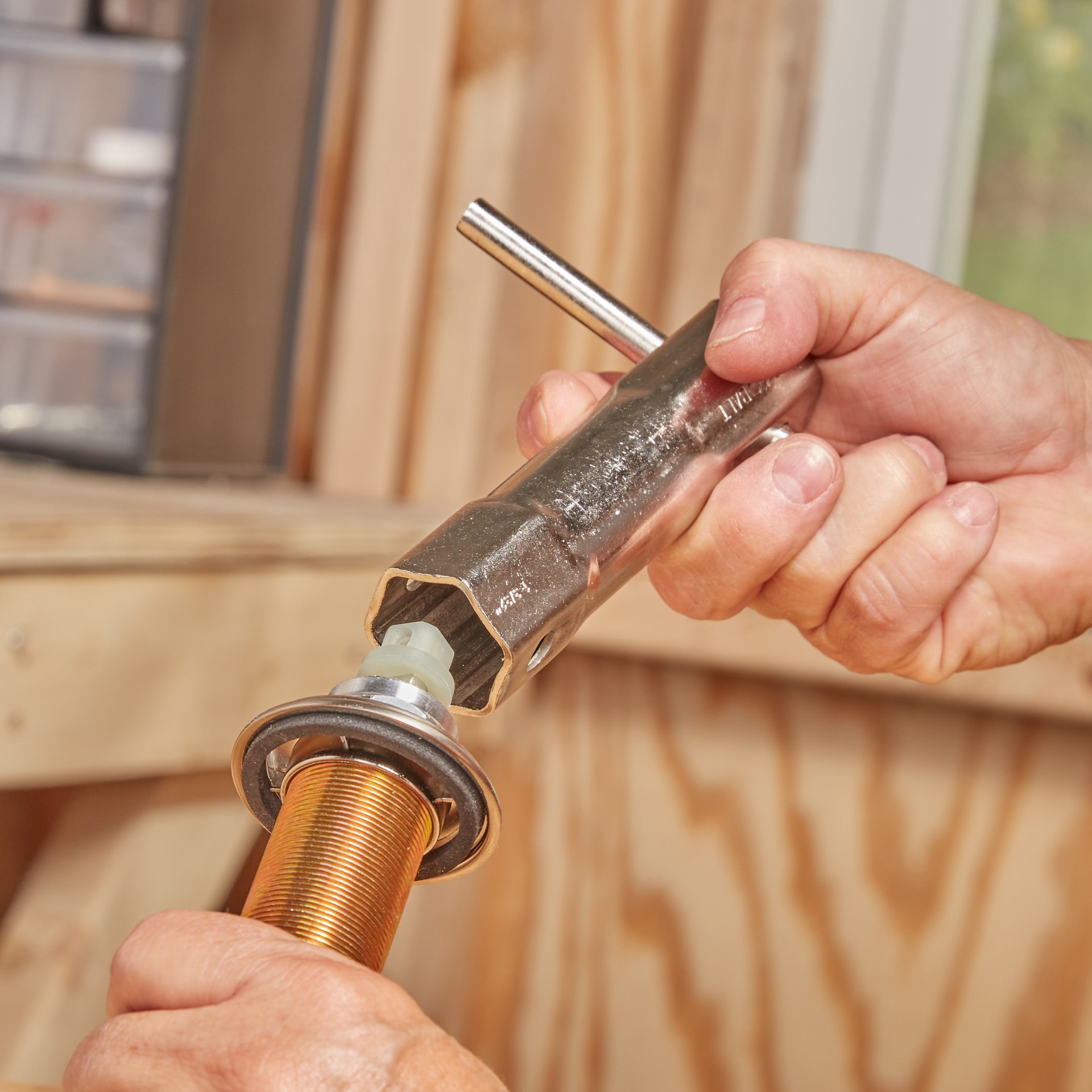 slide 4 of 4, Kobalt Wrench, 1 ct