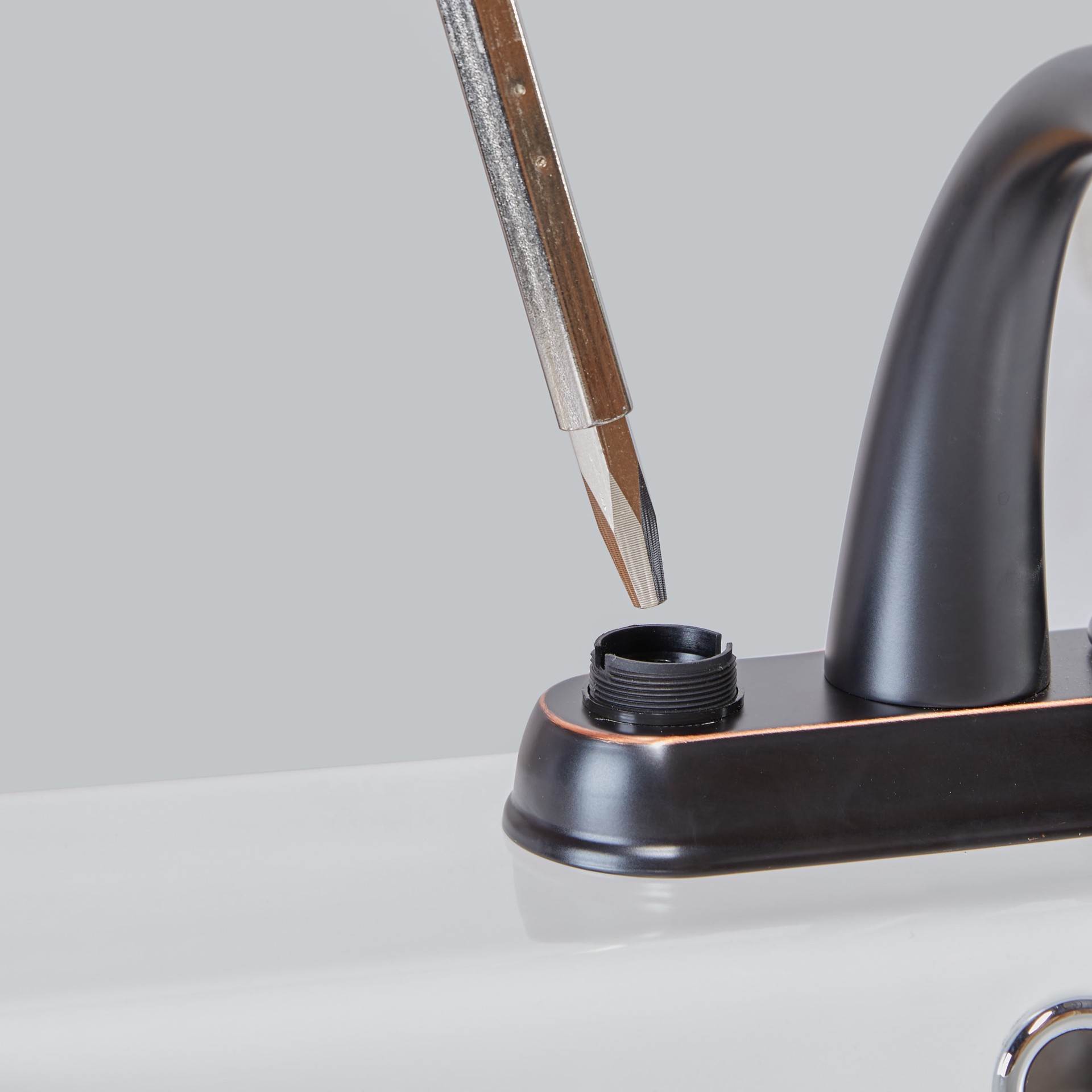 slide 4 of 4, Kobalt Wrench, 1 ct