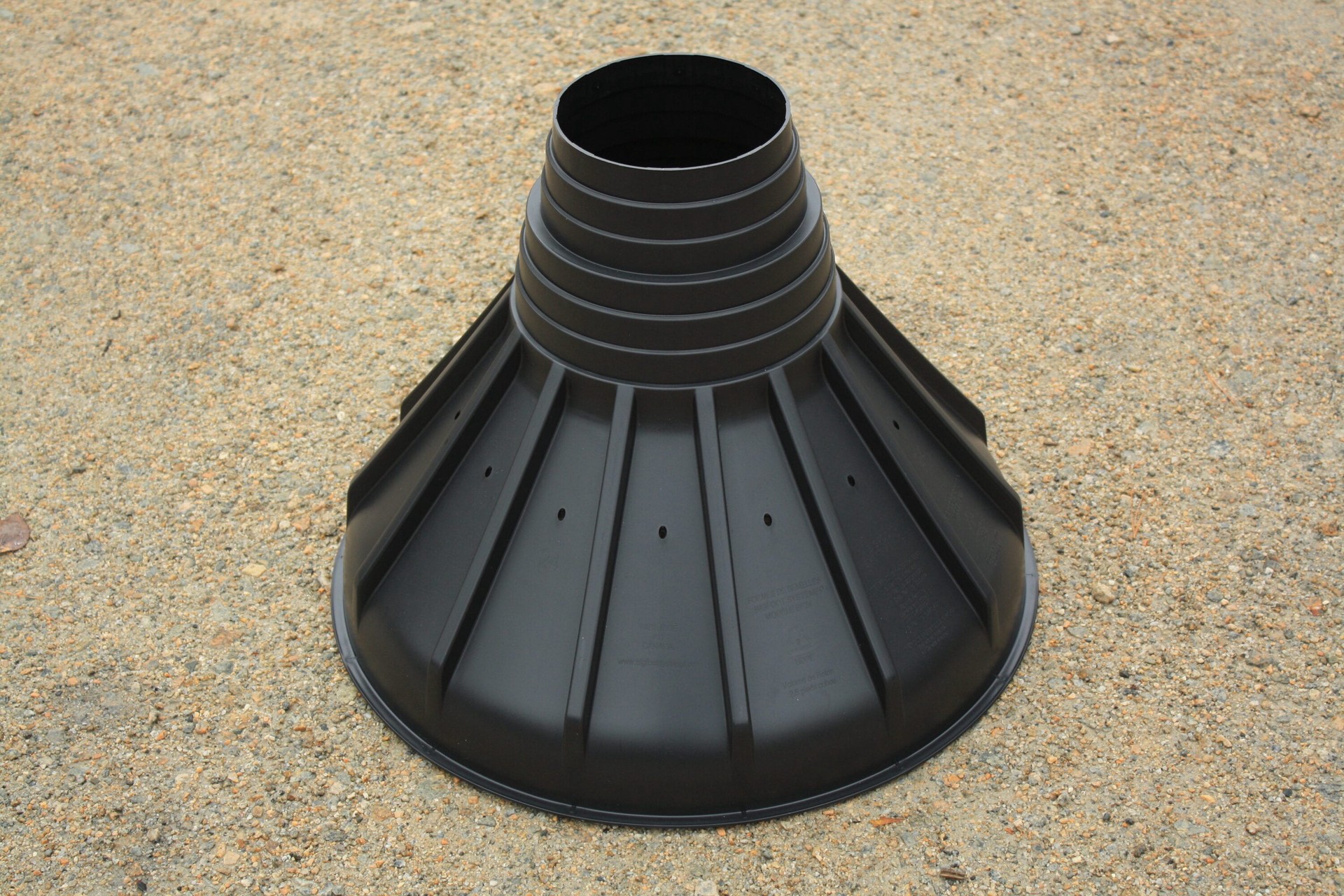 slide 5 of 5, Bigfoot Systems 25.5-in x 19-in Concrete Form Footing, 1 ct