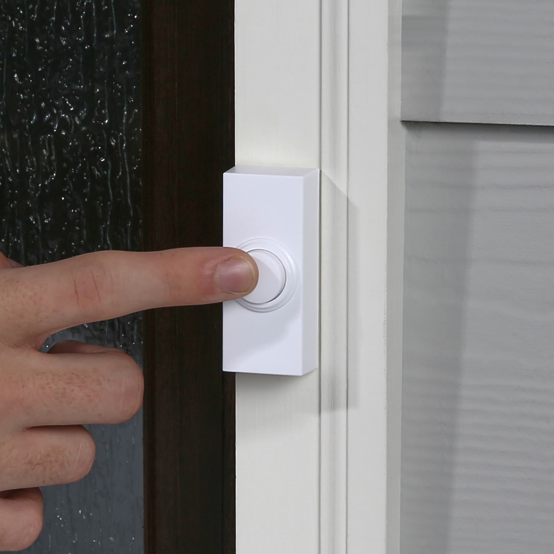 slide 6 of 6, Utilitech Wireless White Doorbell Button (Batteries Included), 1 ct