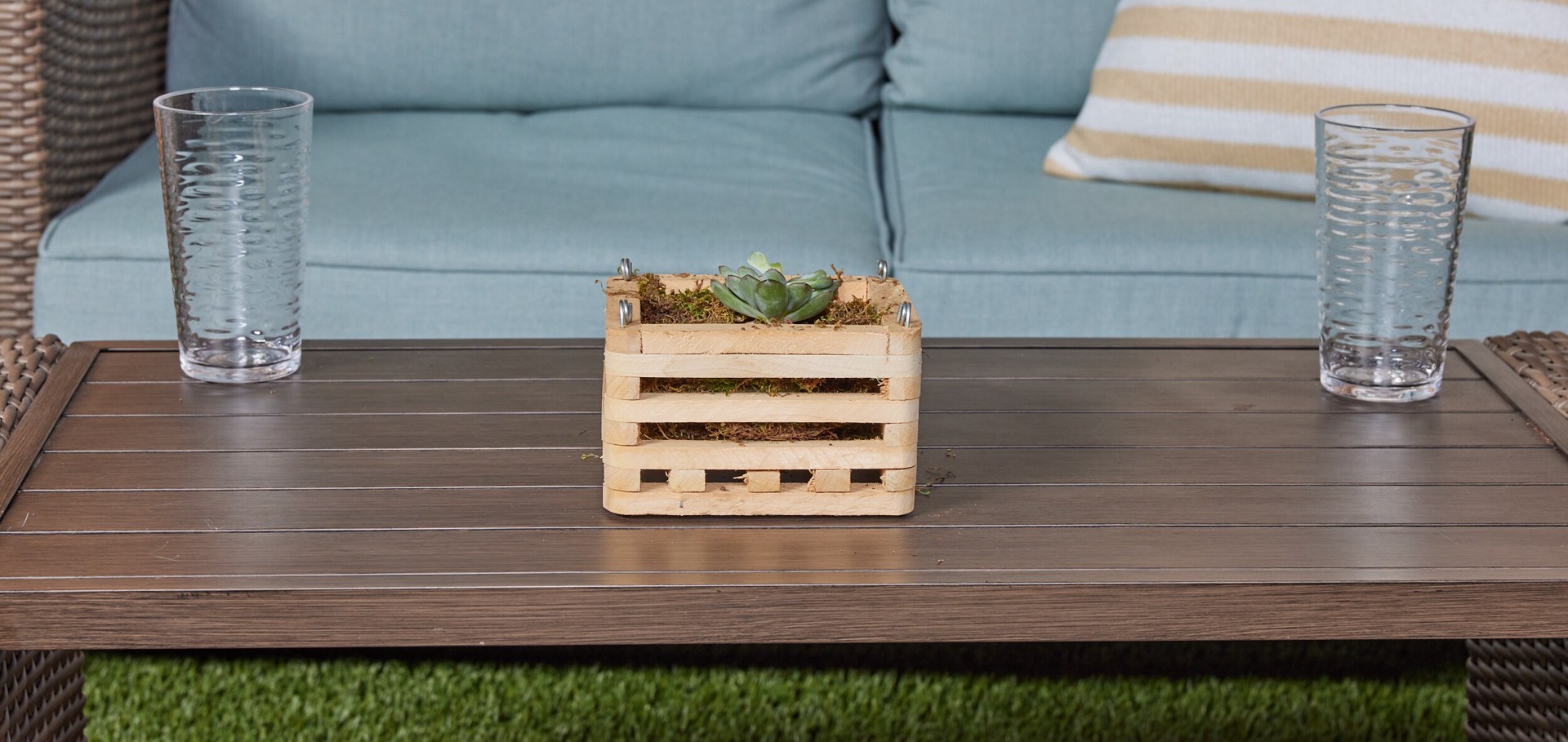 slide 4 of 6, Better-Gro 6 W Brown Wood Hanging planter, 1 ct