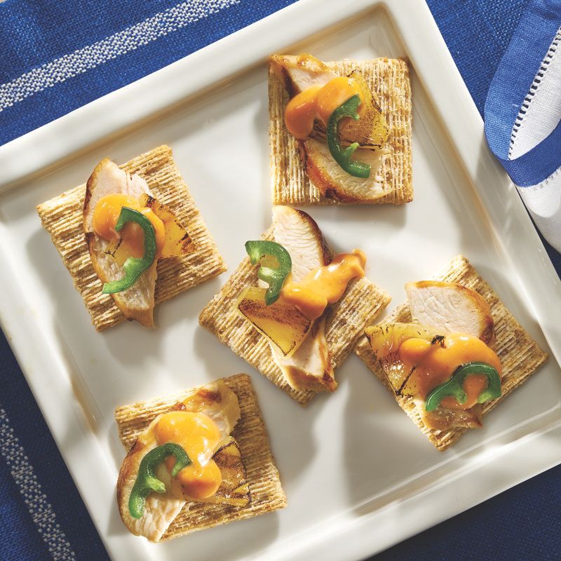 slide 6 of 17, Triscuit Smoked Gouda Flavored Crackers - 8.5oz, 8.5 oz