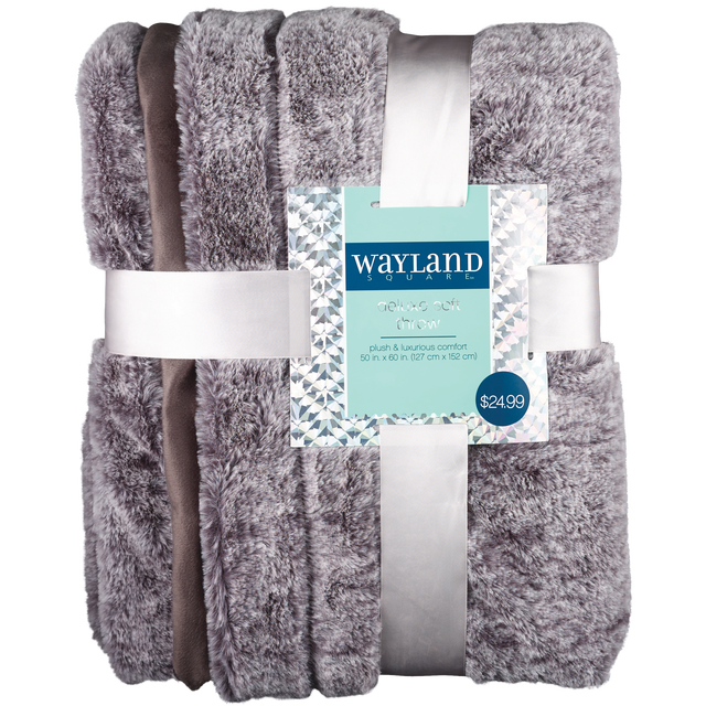 slide 1 of 1, Deluxe Soft Throw, 1 ct