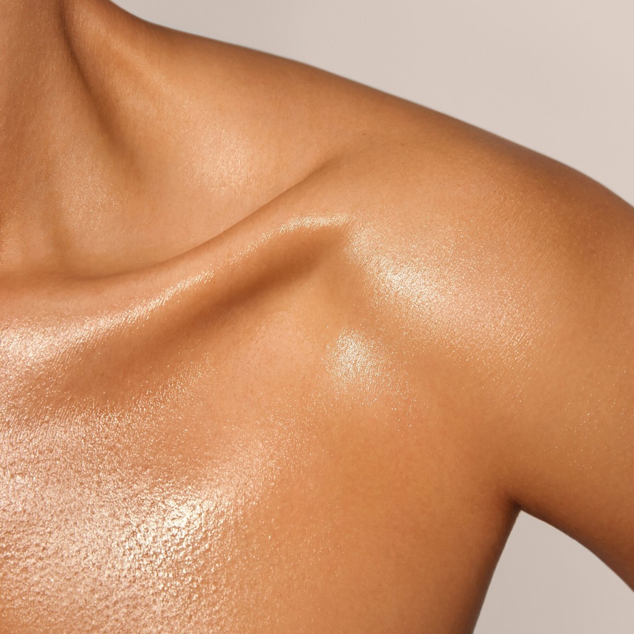slide 6 of 7, TAN-LUXE The Express Hydrating Self-Tan Water 6.76 oz / 200 mL, 6.76 oz; 200 ml