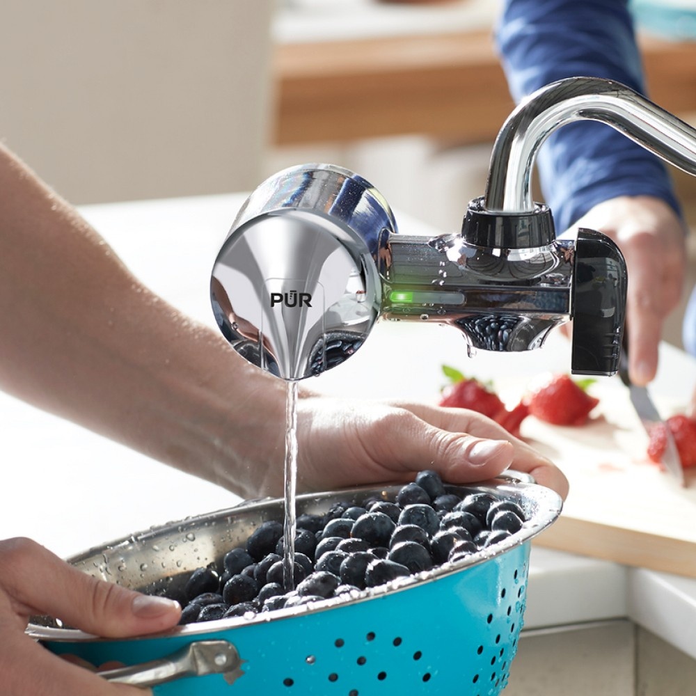 PUR PLUS Chemical & Physical Horizontal Faucet Mount Water Filtration
