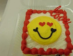 Grab-Go Yellow Cake Whipped