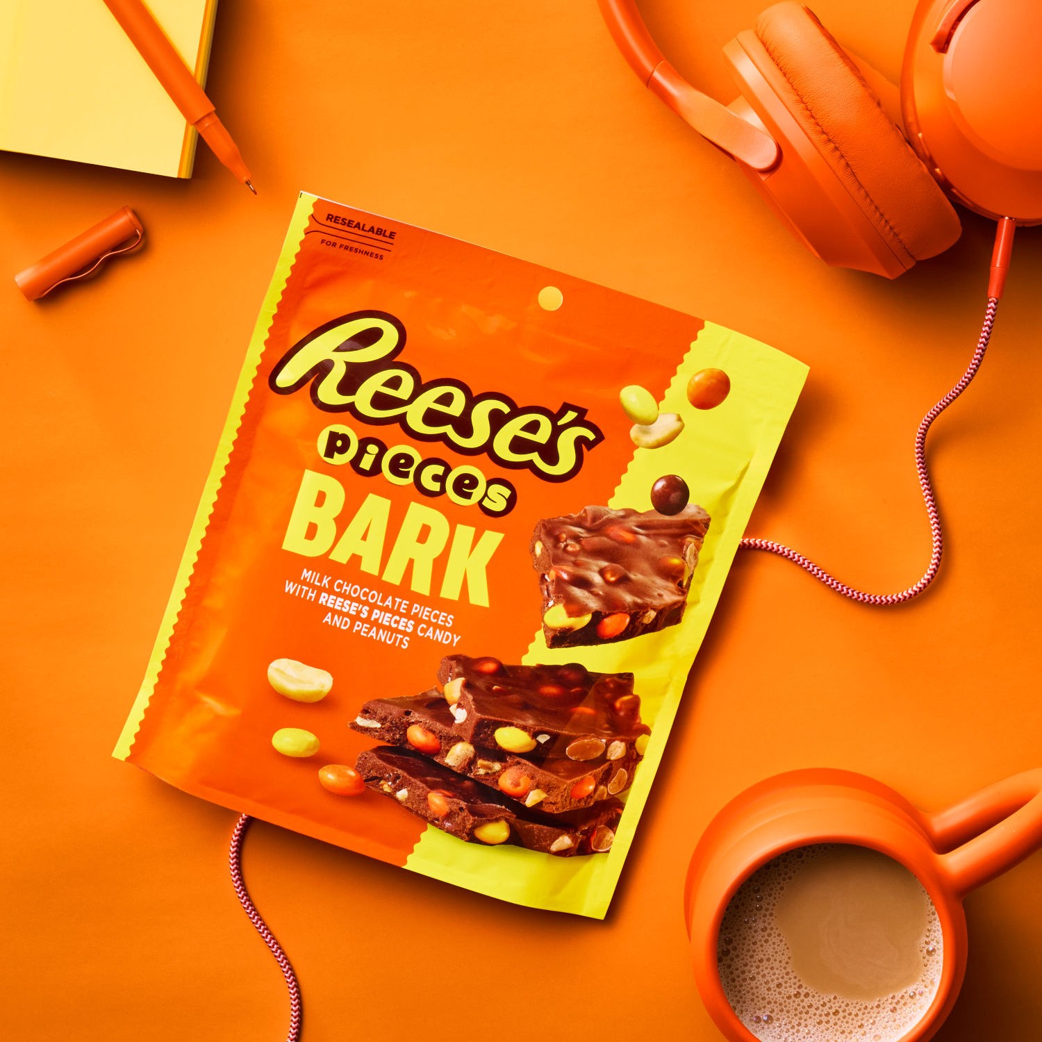 slide 7 of 9, Reese's REESE'S PIECES Milk Chocolate Candy with Peanuts Bark Bag, 6 oz, 6 oz