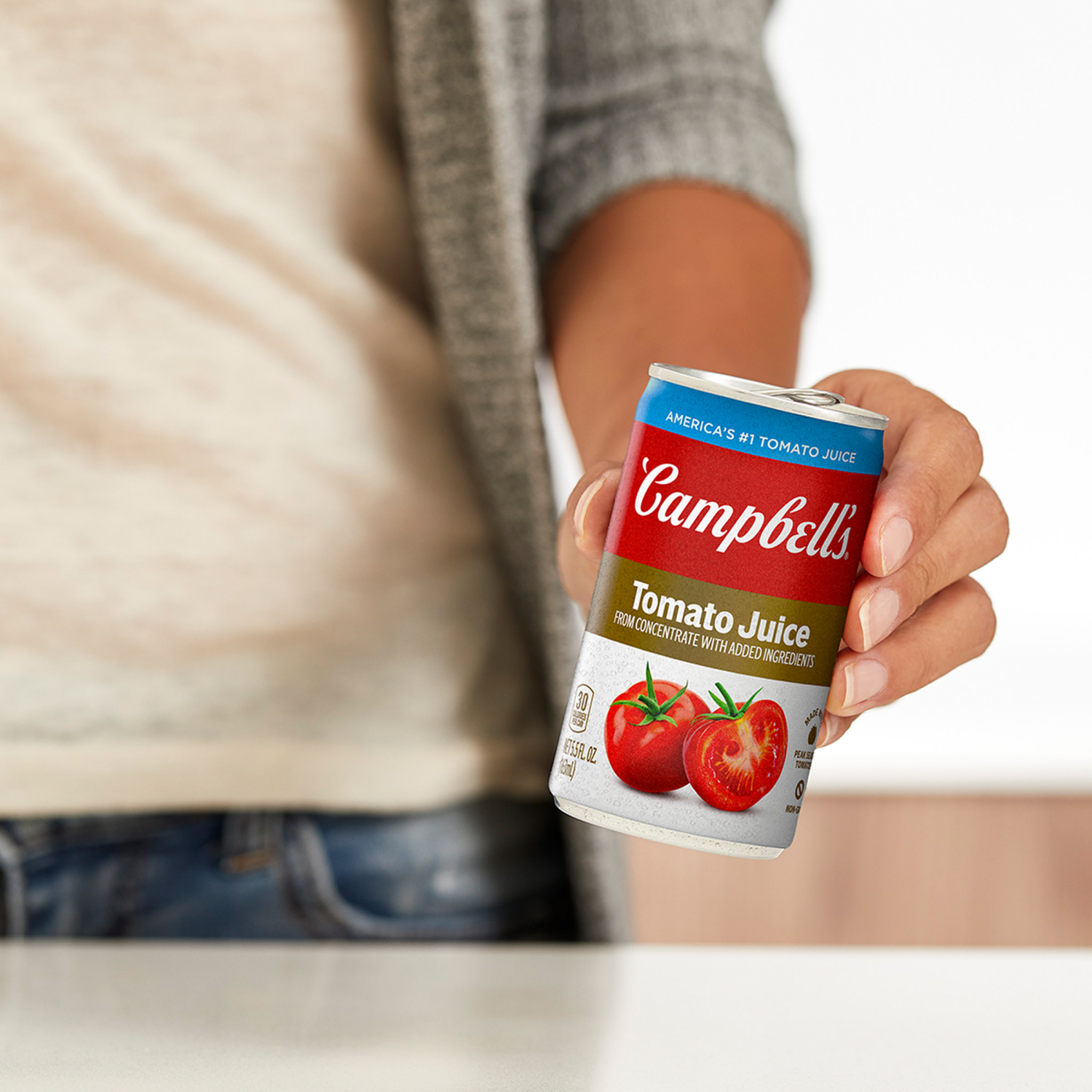 slide 6 of 8, Campbell's 100% Tomato Juice, 5.5 fl oz Can (6 Pack), 33.000 fl oz