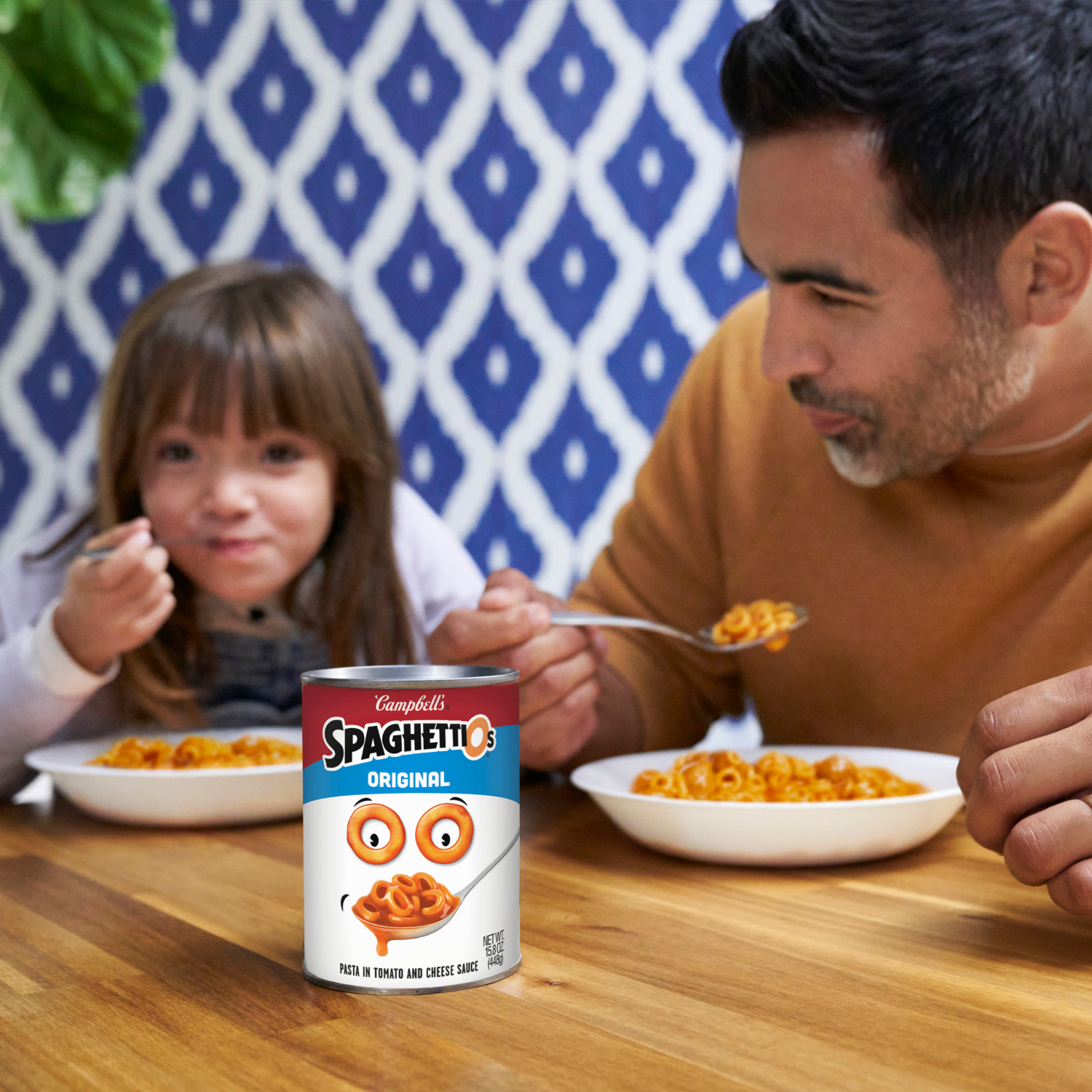 slide 6 of 8, Campbell's SpaghettiOs Original Canned Pasta, 15.8 oz Can, 15.800 oz