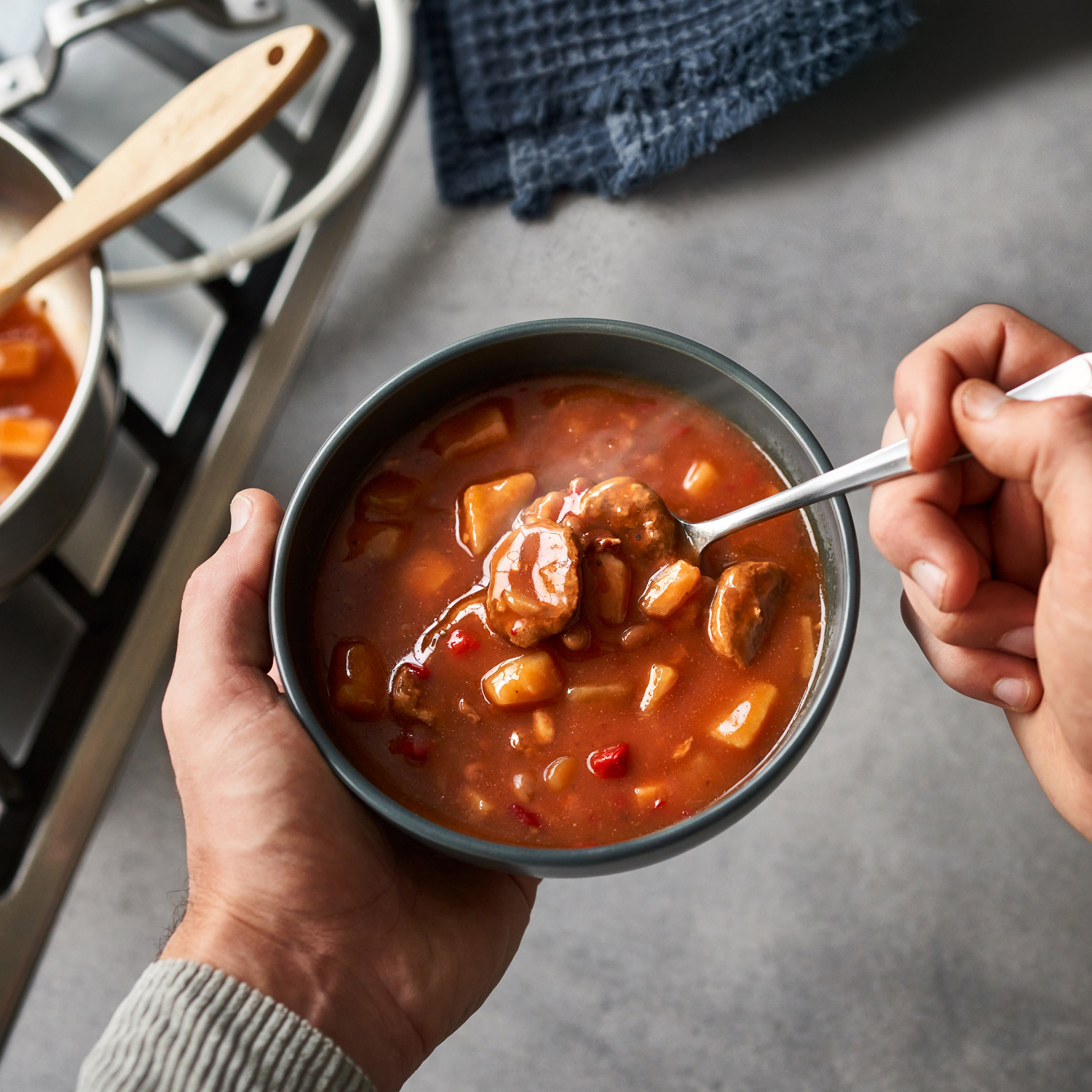 slide 5 of 8, Campbells Chunky Soup, Texas-Style BBQ Burger with Natural Smoke Flavor, 18.8 oz