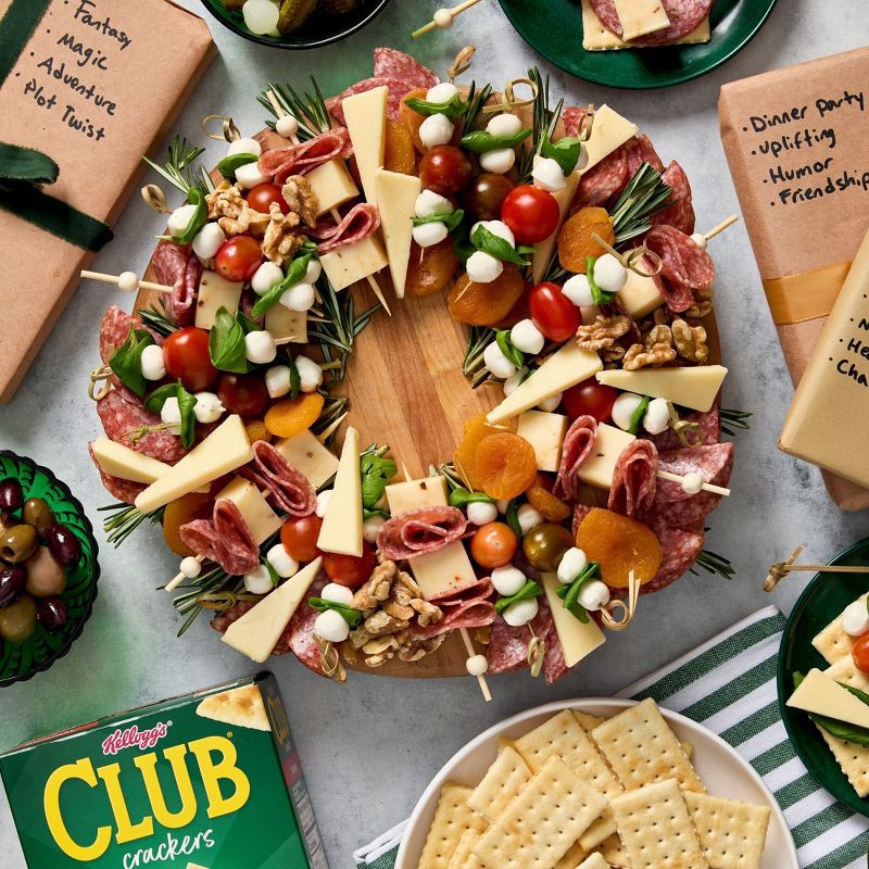 slide 6 of 12, Club Snack Stacks Crackers Original - 12.5oz/6ct, 12.5 oz, 6 ct